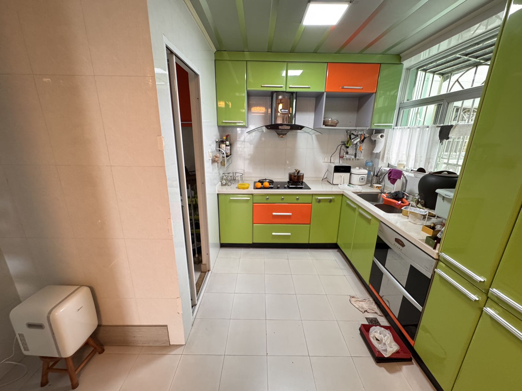 都市庭苑  3室2厅2卫    3300.0元/月 都市庭苑  3室2厅2卫    3300.0元/月室内图