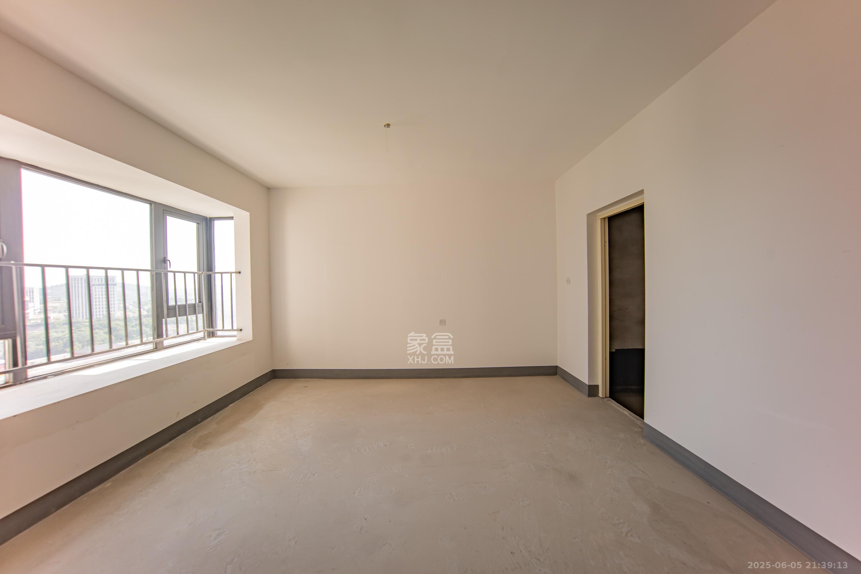 建投象山国际 5室2厅3卫 237.0万 建投象山国际 5室2厅3卫 237.0万卧室