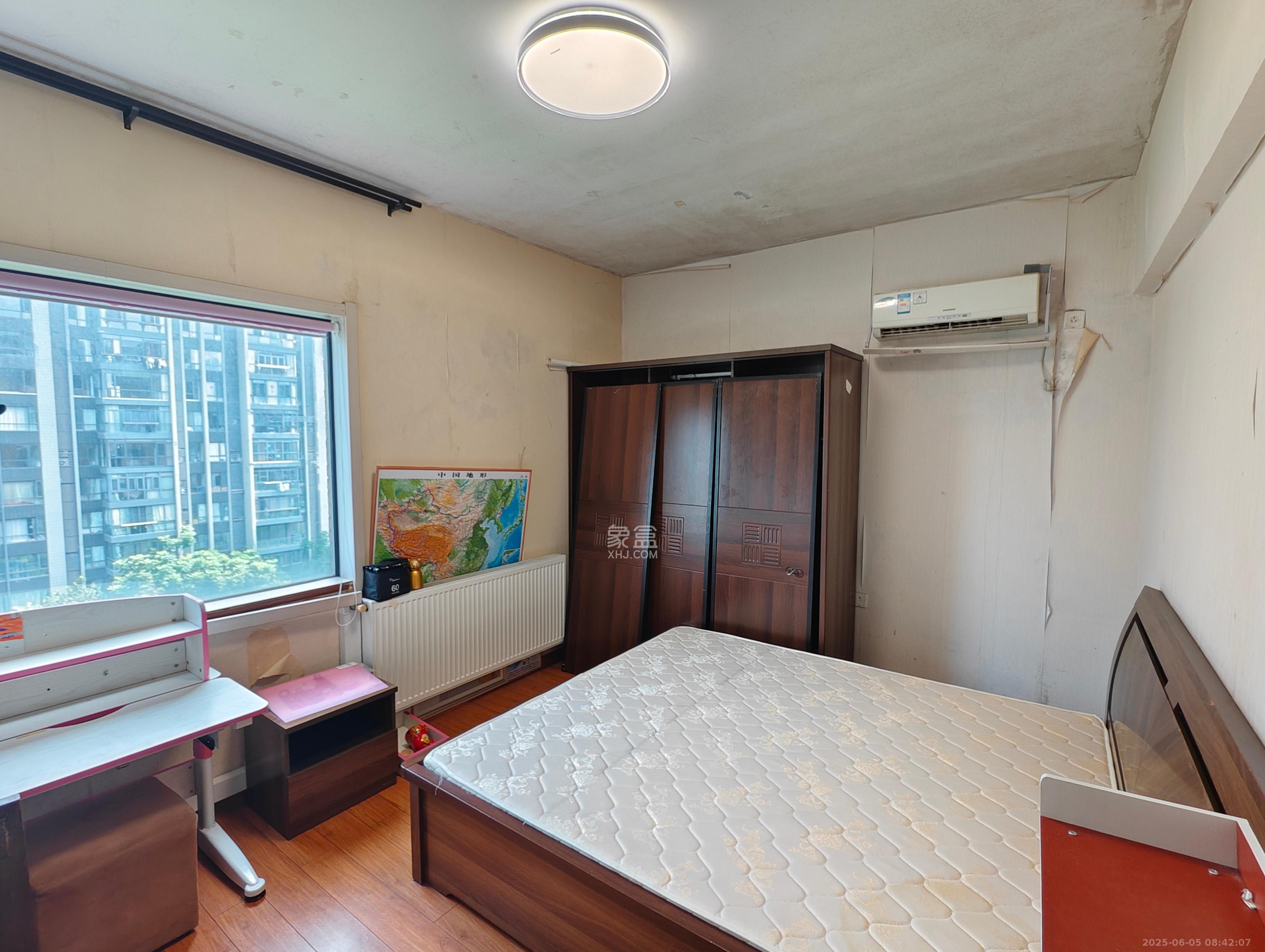 茂华国际湘 3室2厅2卫 2700.0元/月 茂华国际湘 3室2厅2卫 2700.0元/月室内图