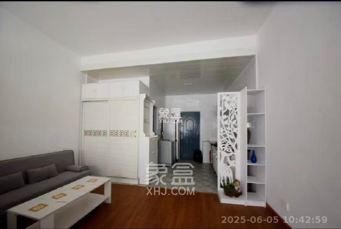 梓园大厦 1室1厅1卫 1700.0元/月 梓园大厦 1室1厅1卫 1700.0元/月室内图