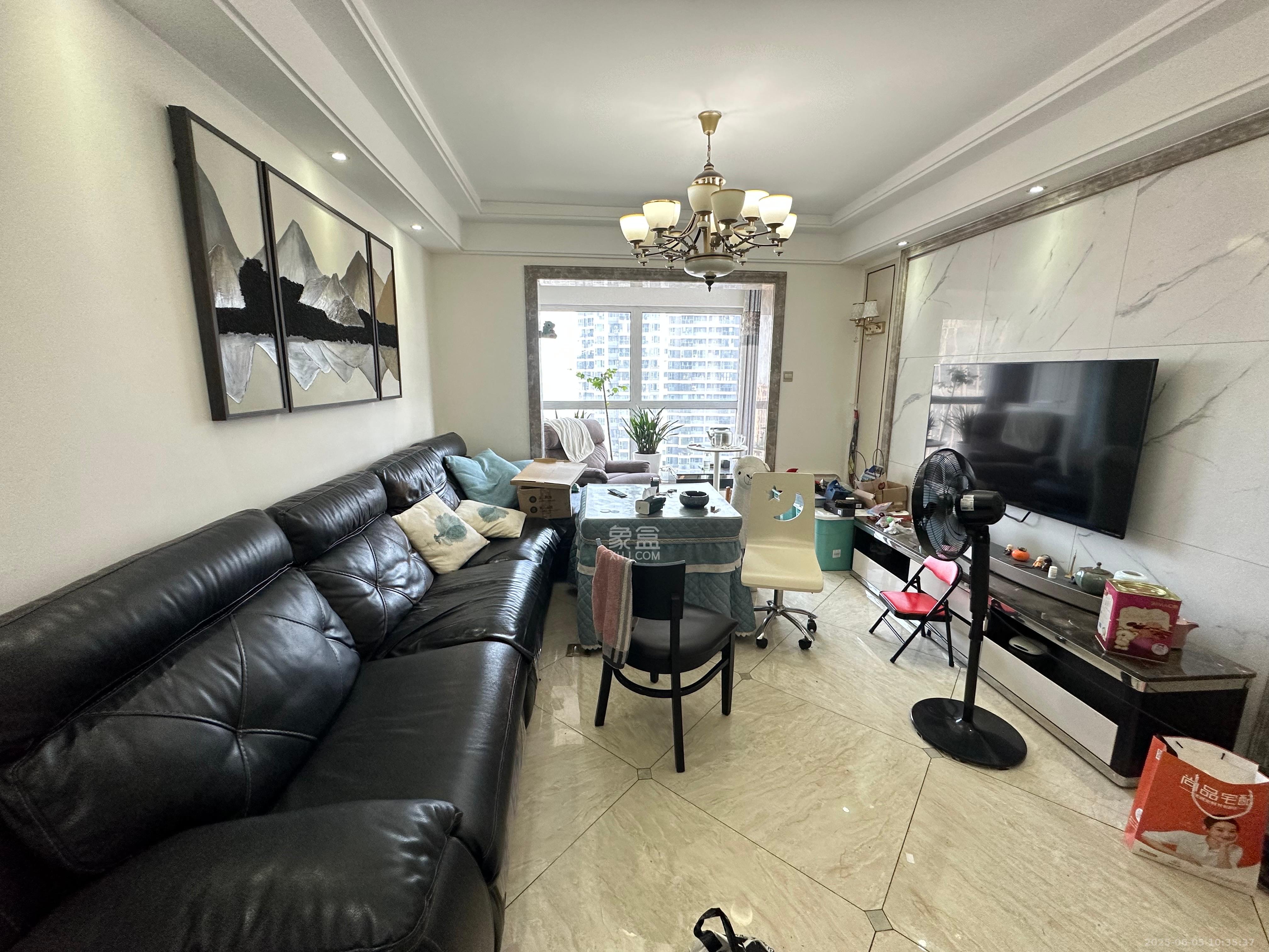 保利西海岸B区 3室2厅2卫 3500.0元/月 保利西海岸B区 3室2厅2卫 3500.0元/月室内图