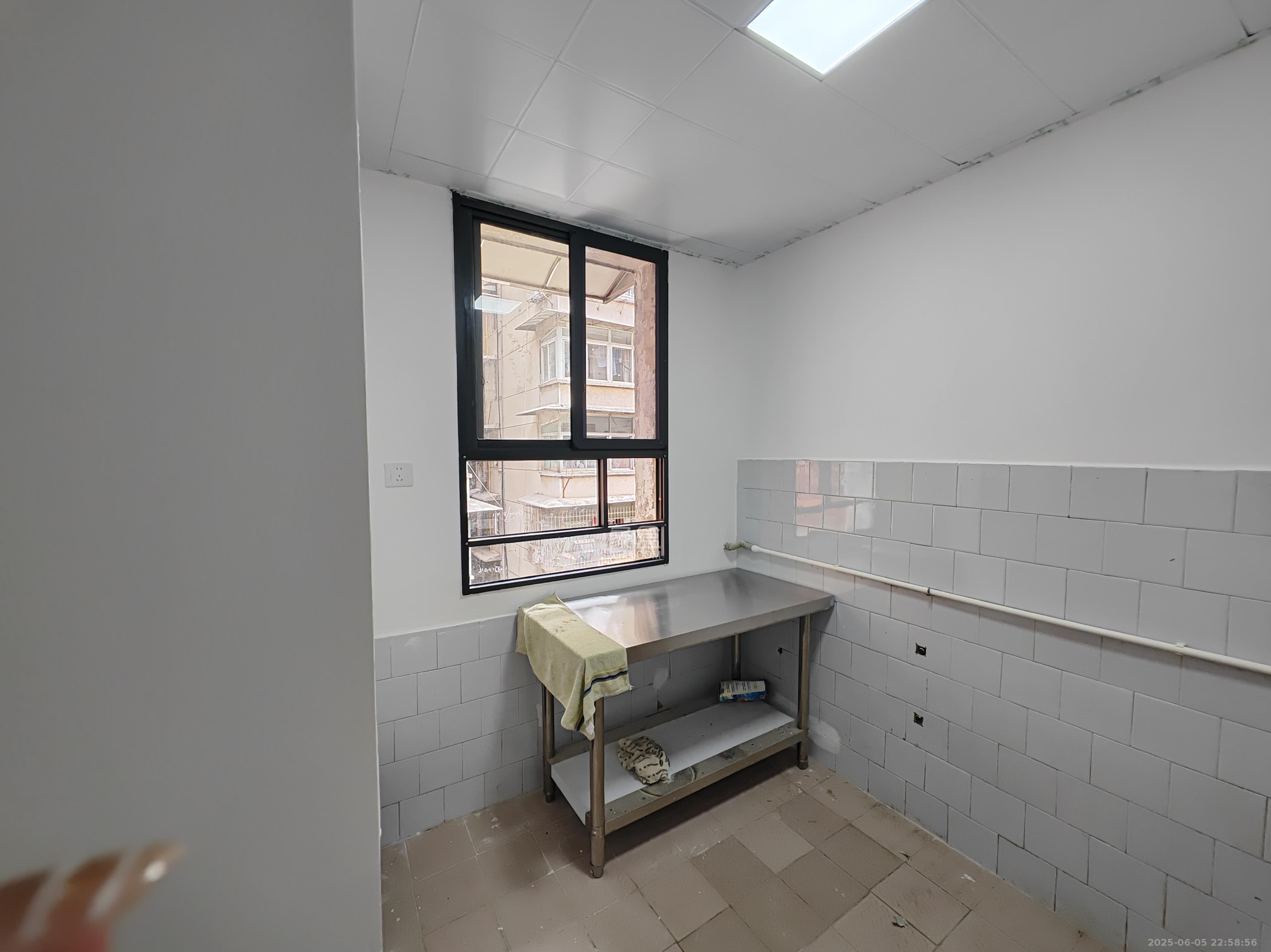 砂子塘社区 1室1厅1卫 1200.0元/月 砂子塘社区 1室1厅1卫 1200.0元/月室内图