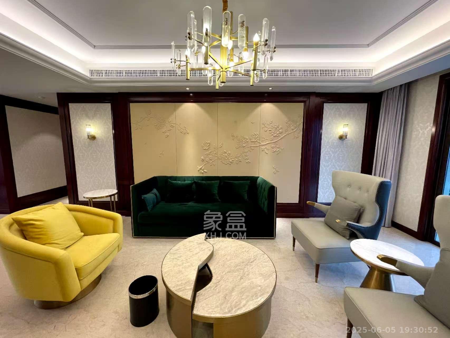 运达中央广场一、二期  3室2厅2卫    13000.0元/月 运达中央广场一、二期  3室2厅2卫    13000.0元/月