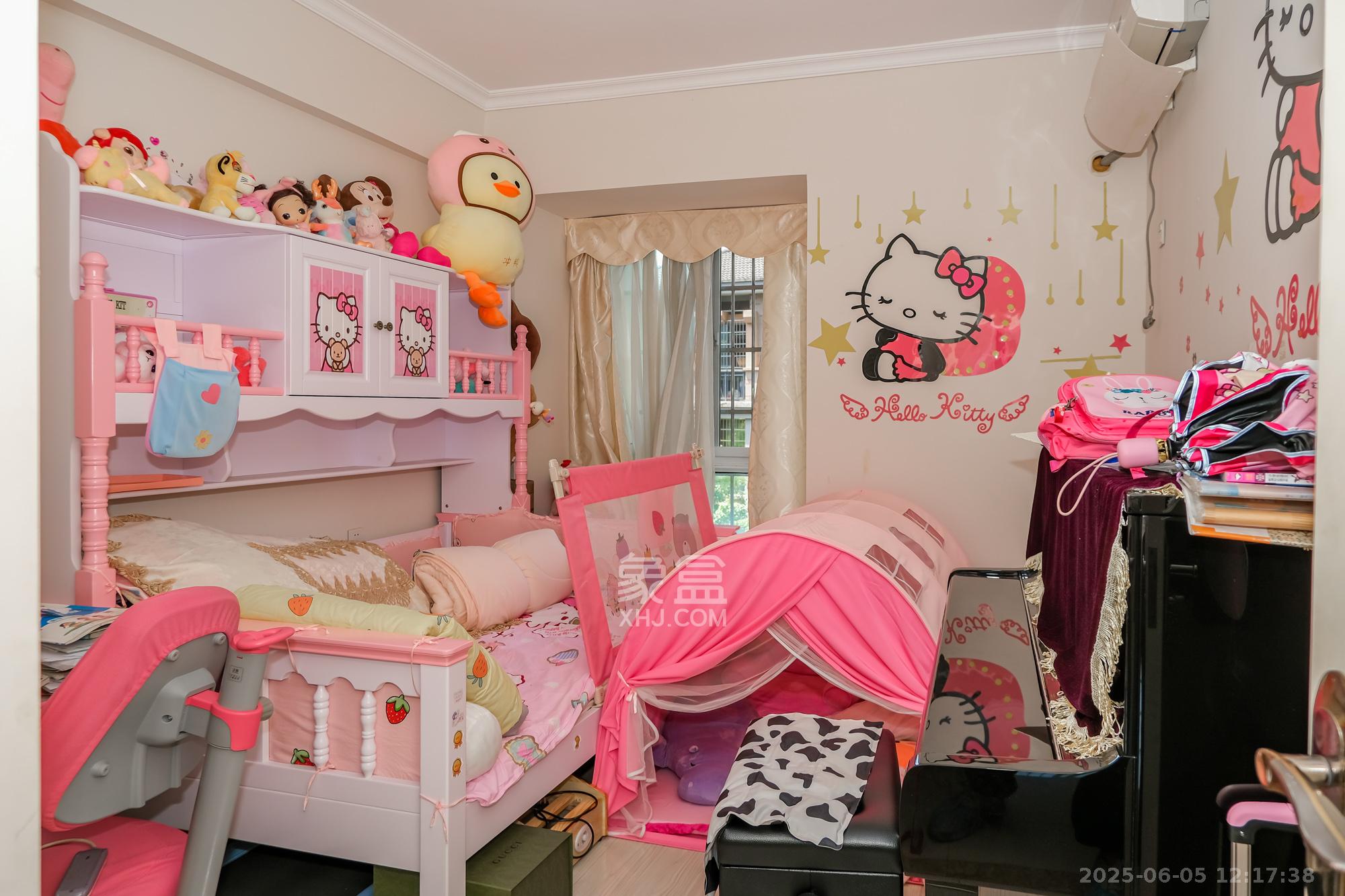 山水湾 3室2厅2卫 89.8万 山水湾 3室2厅2卫 89.8万卧室