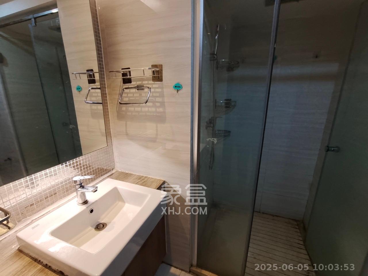 奥林匹克花园贡院三期  1室1厅1卫   1500.00元/月室内图