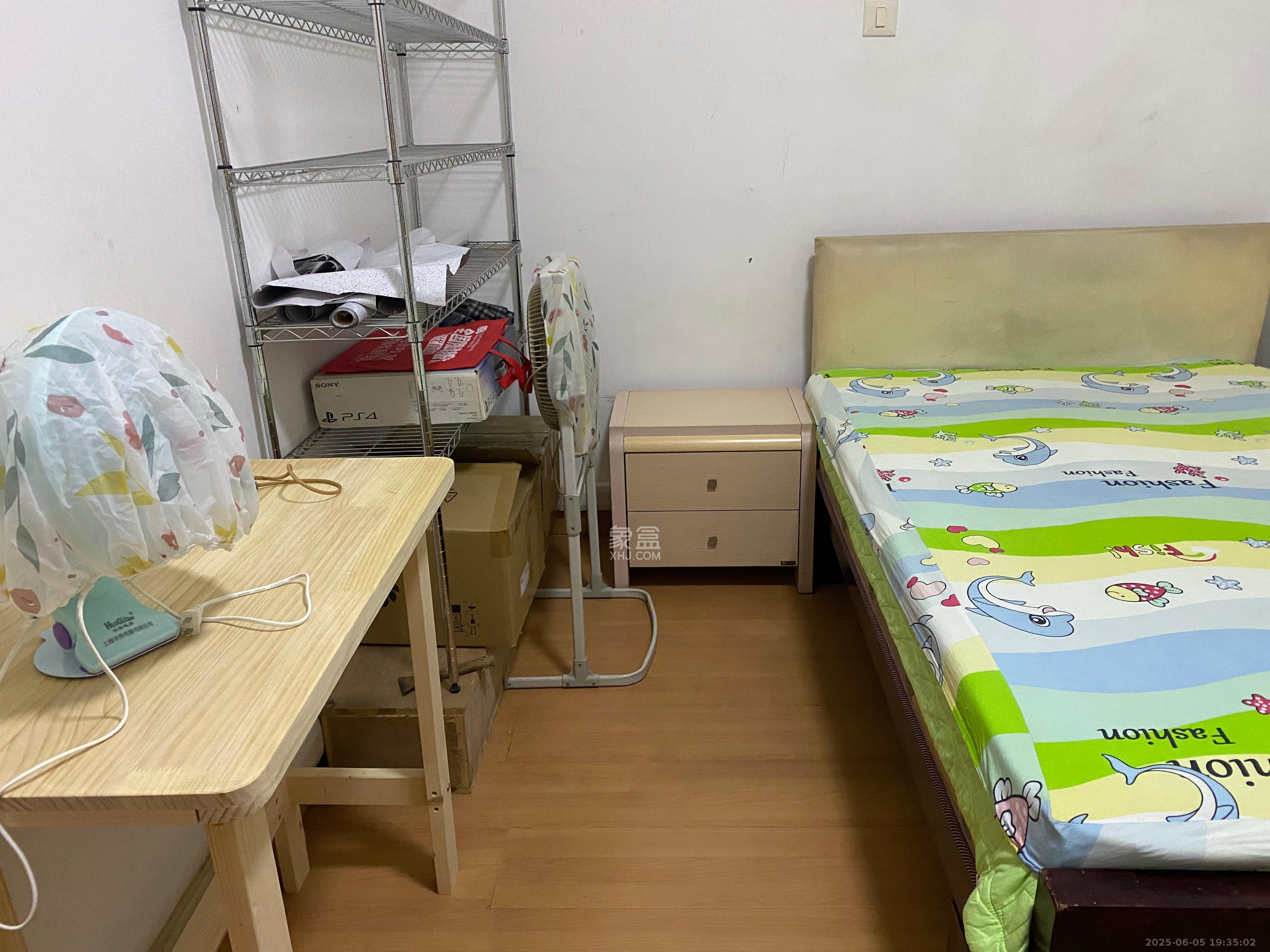 乔庄社区  3室2厅1卫    2400.0元/月室内图