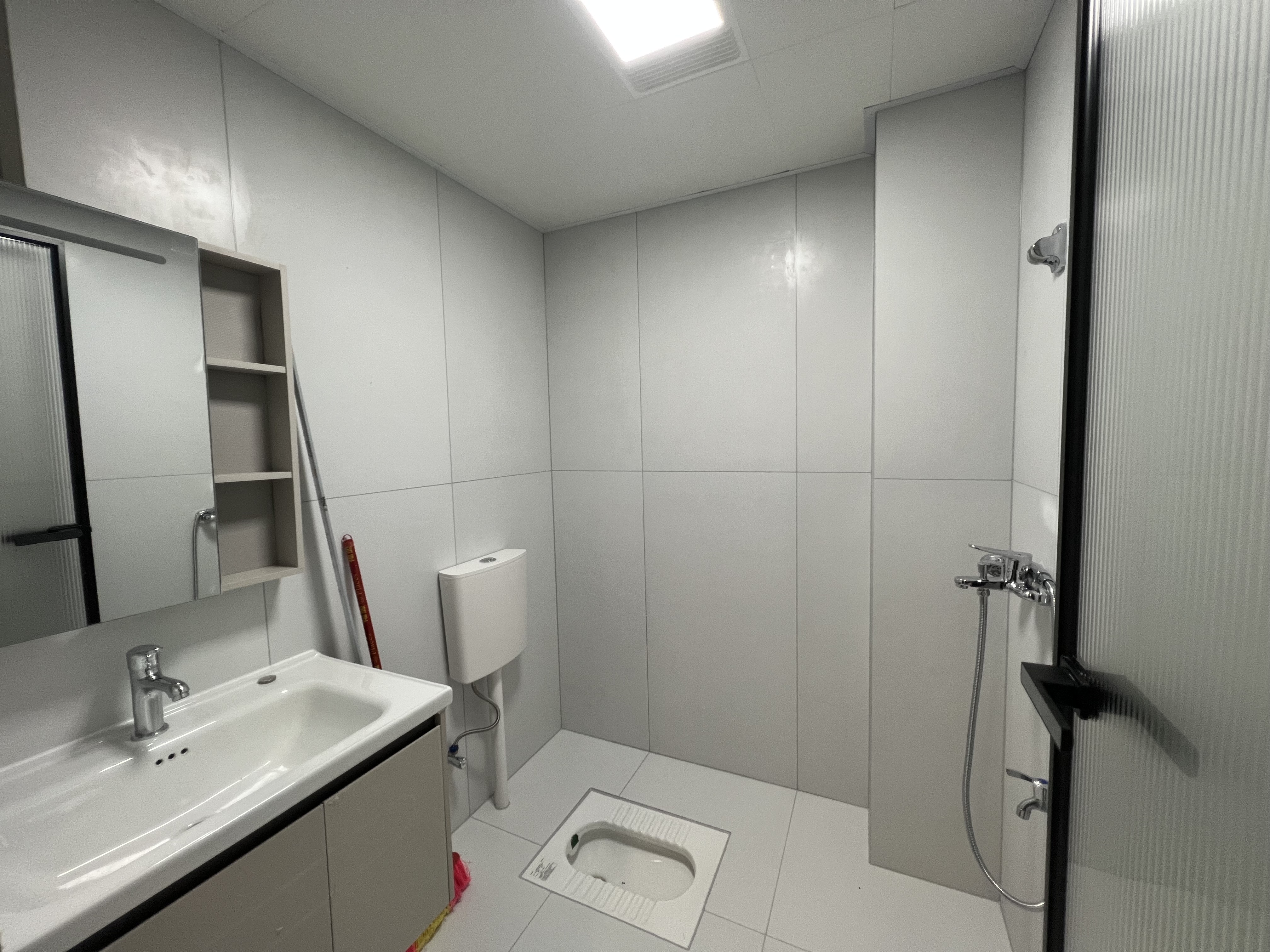 俊景万和城 1室1厅1卫 1800.0元/月 俊景万和城 1室1厅1卫 1800.0元/月室内图