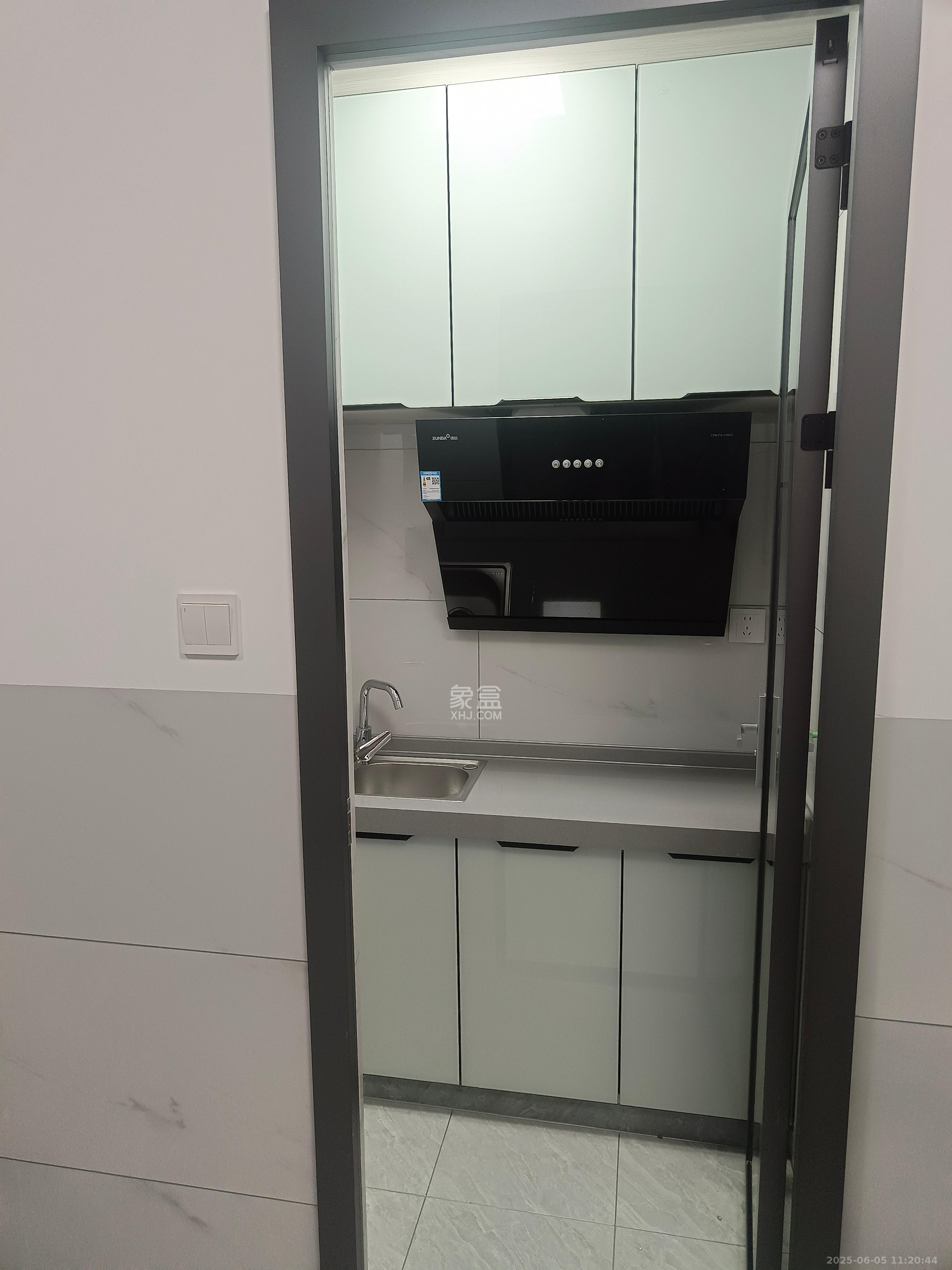 嘉荣苑  1室0厅1卫   1200.00元/月室内图
