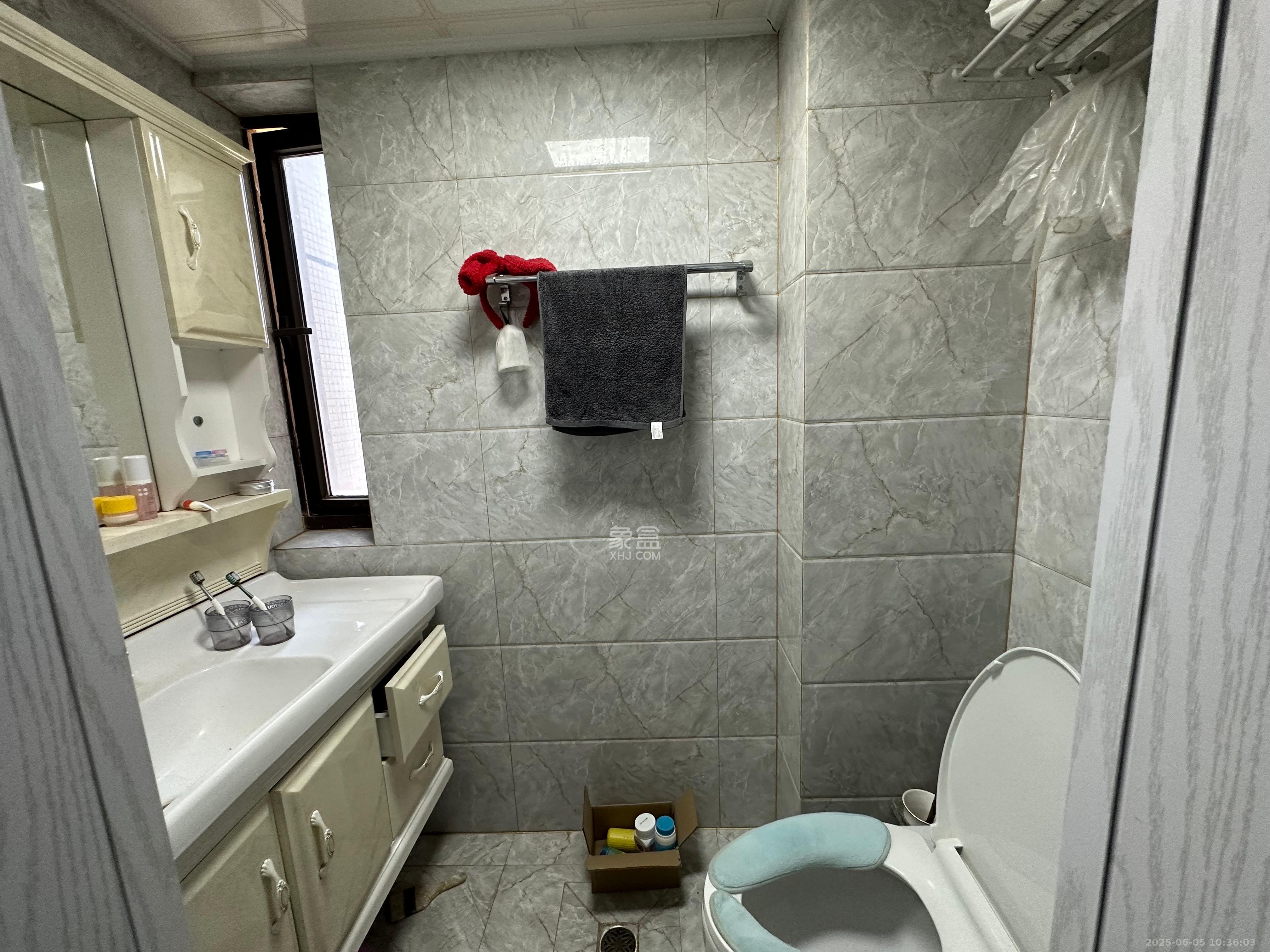 保利西海岸B区 3室2厅2卫 3500.0元/月 保利西海岸B区 3室2厅2卫 3500.0元/月室内图