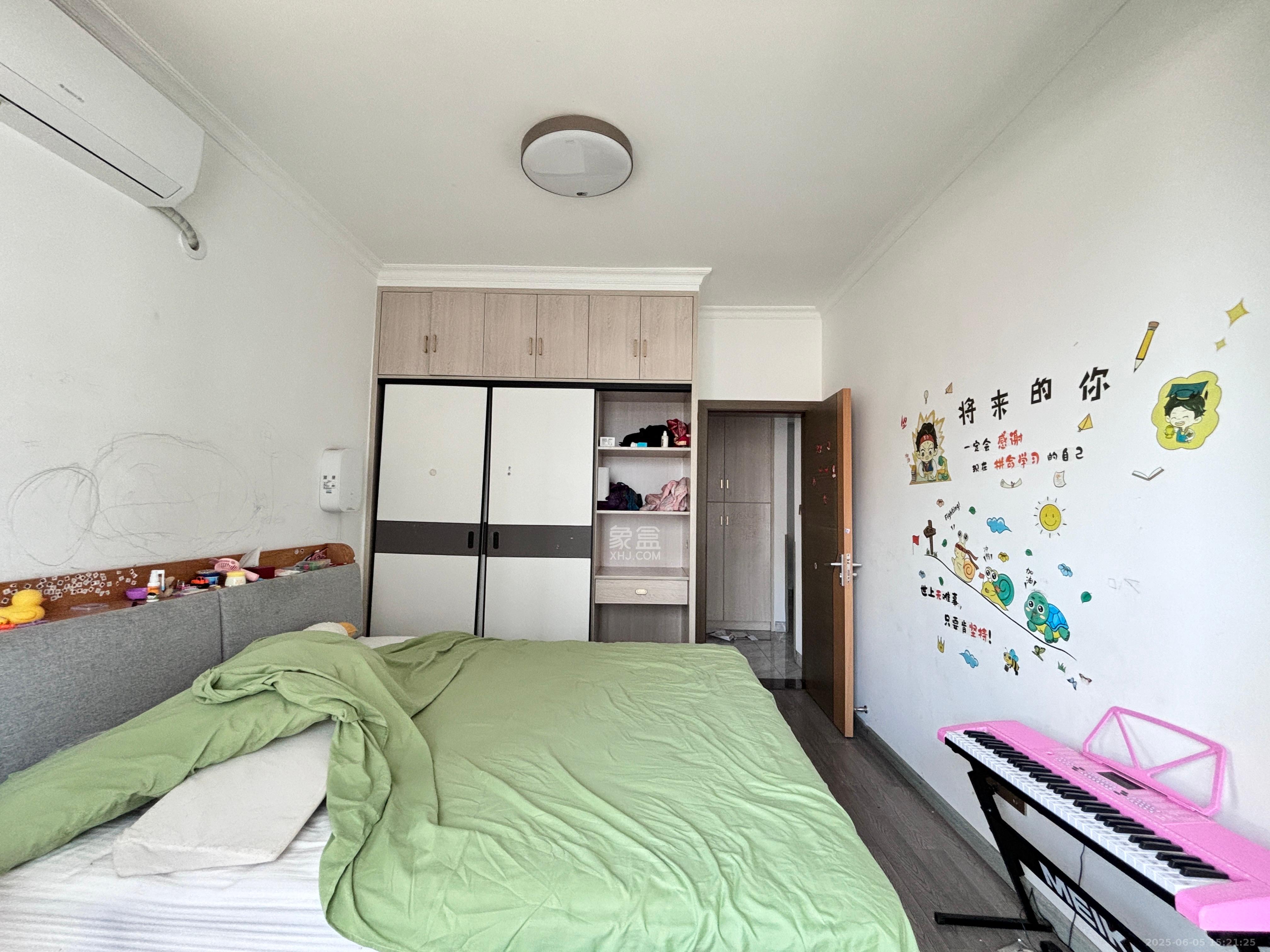 创元时代(成兴景苑) 3室2厅1卫 2100.0元/月 创元时代(成兴景苑) 3室2厅1卫 2100.0元/月室内图