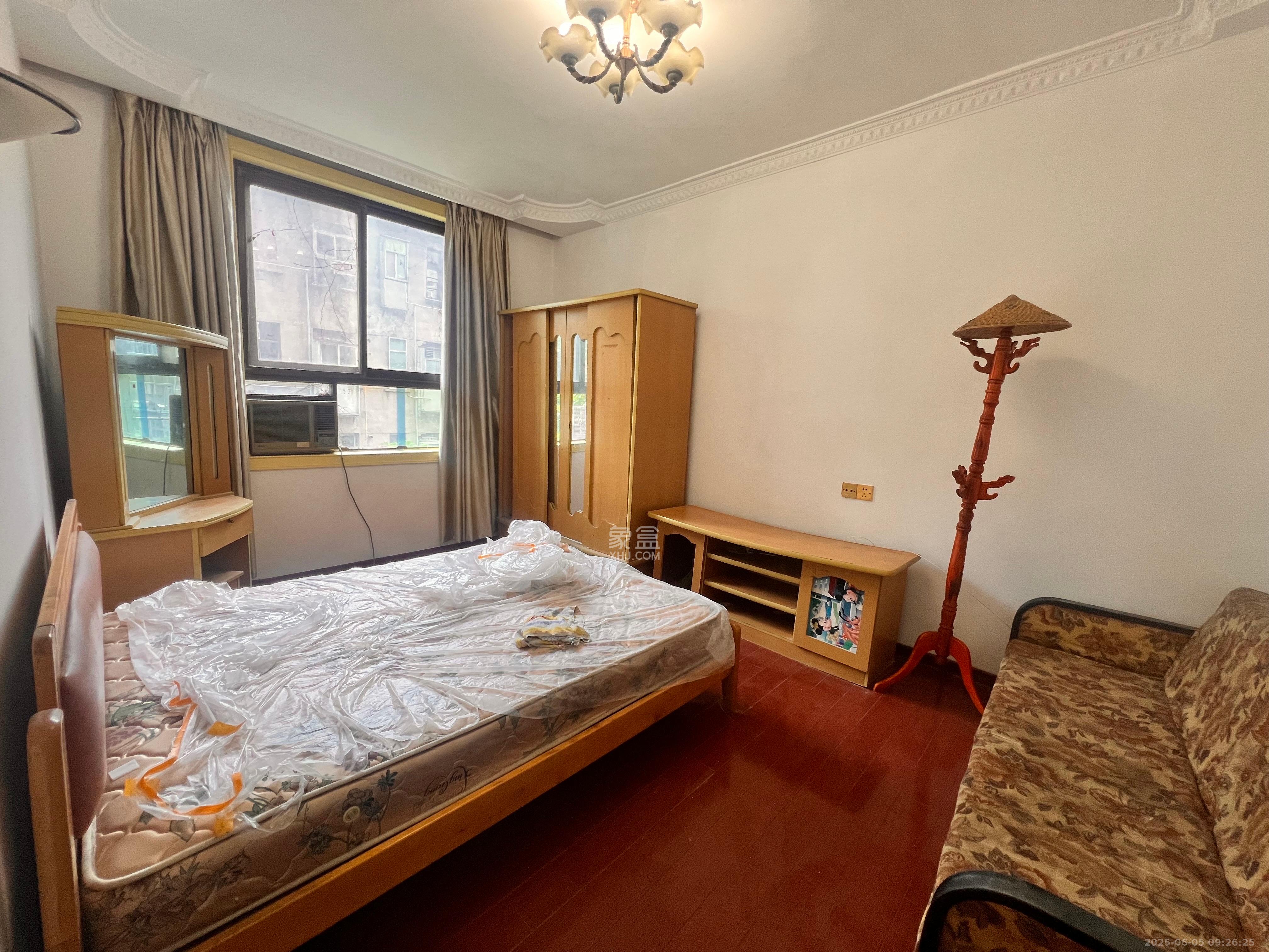 长勘小区 2室1厅1卫 1900.0元/月 长勘小区 2室1厅1卫 1900.0元/月室内图