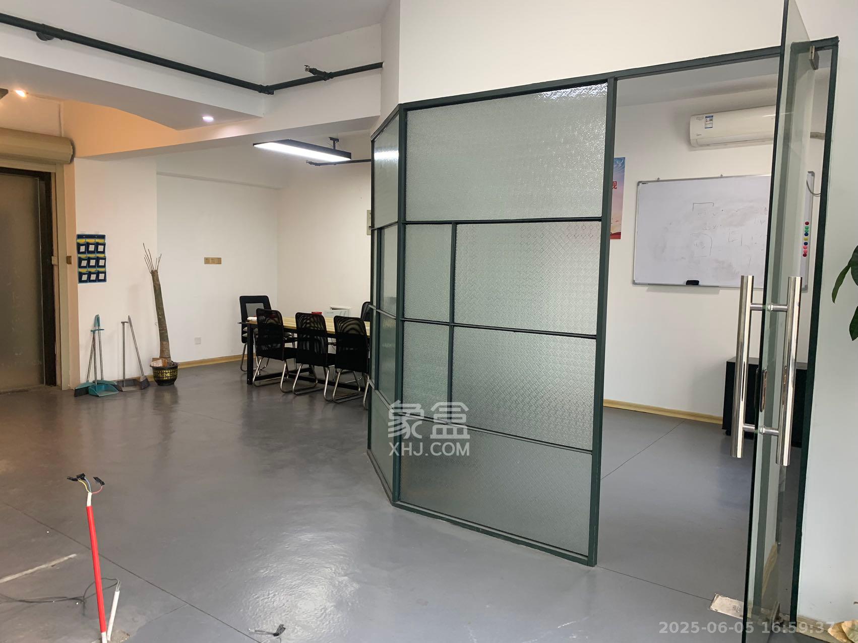 北辰三角洲B1E1区  1室1厅1卫   4500.00元/月室内图