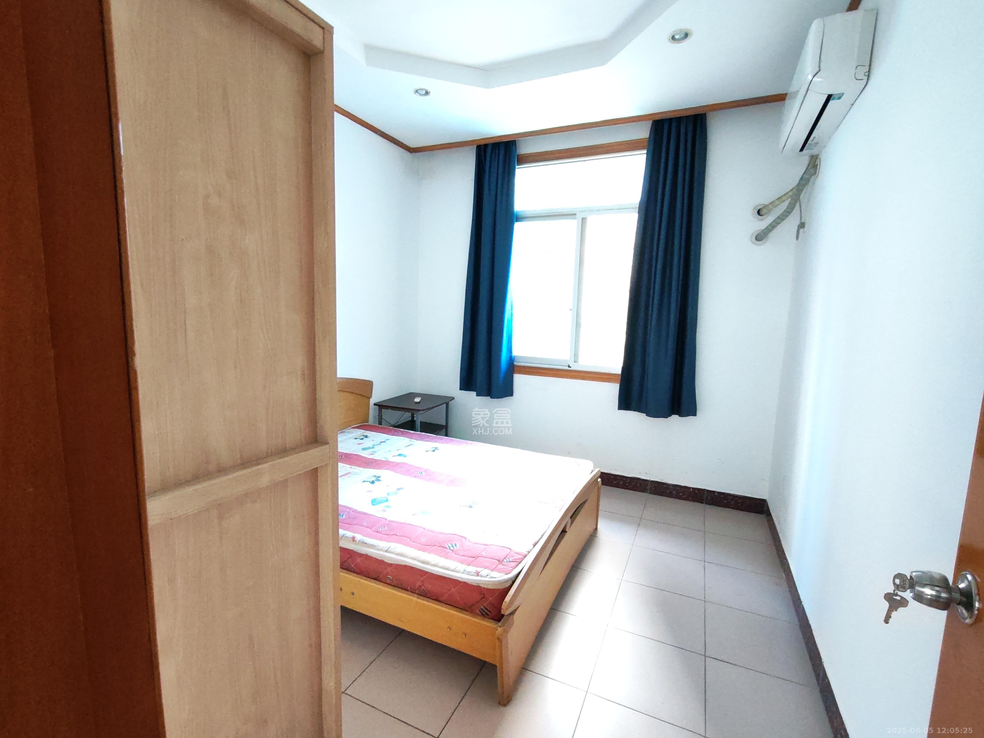 轻苑小区 3室1厅1卫 1900.0元/月 轻苑小区 3室1厅1卫 1900.0元/月室内图