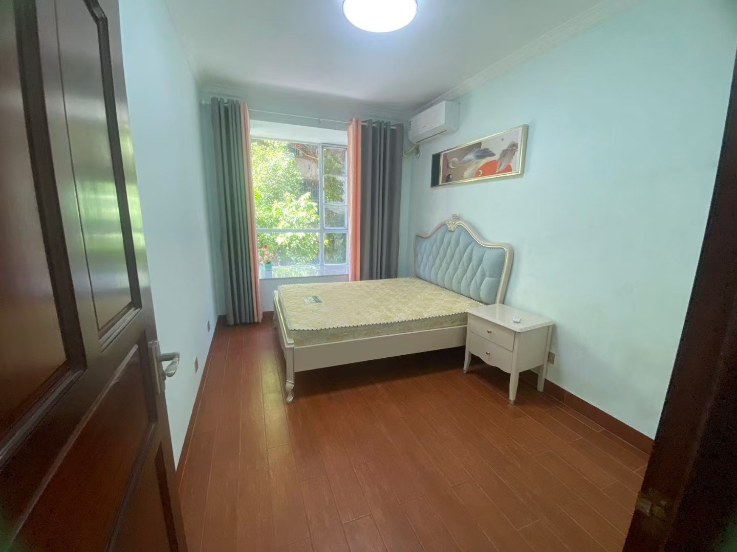 龙泉家园 3室2厅2卫 188.0万 龙泉家园 3室2厅2卫 188.0万室内图