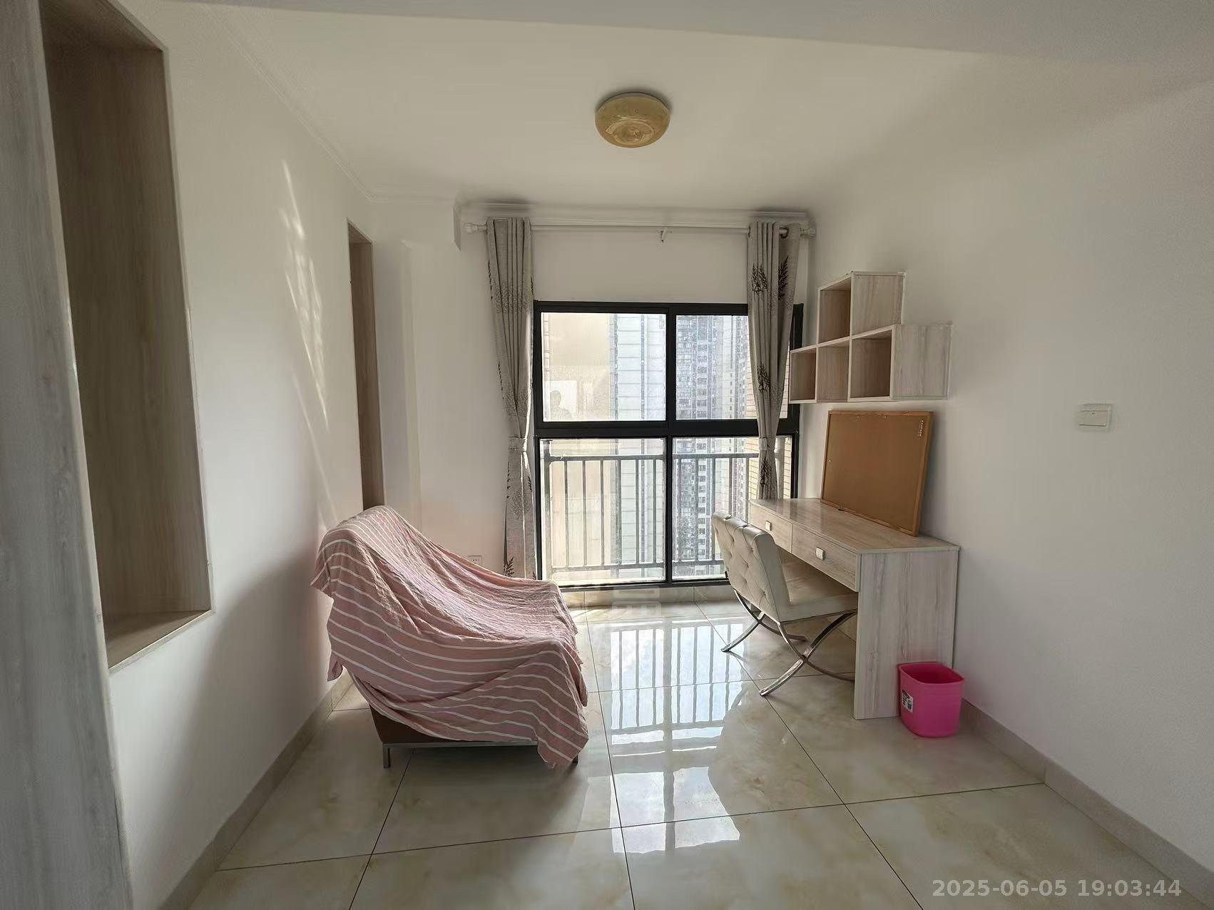 美的城二期 3室2厅2卫 2100.0元/月 美的城二期 3室2厅2卫 2100.0元/月室内图