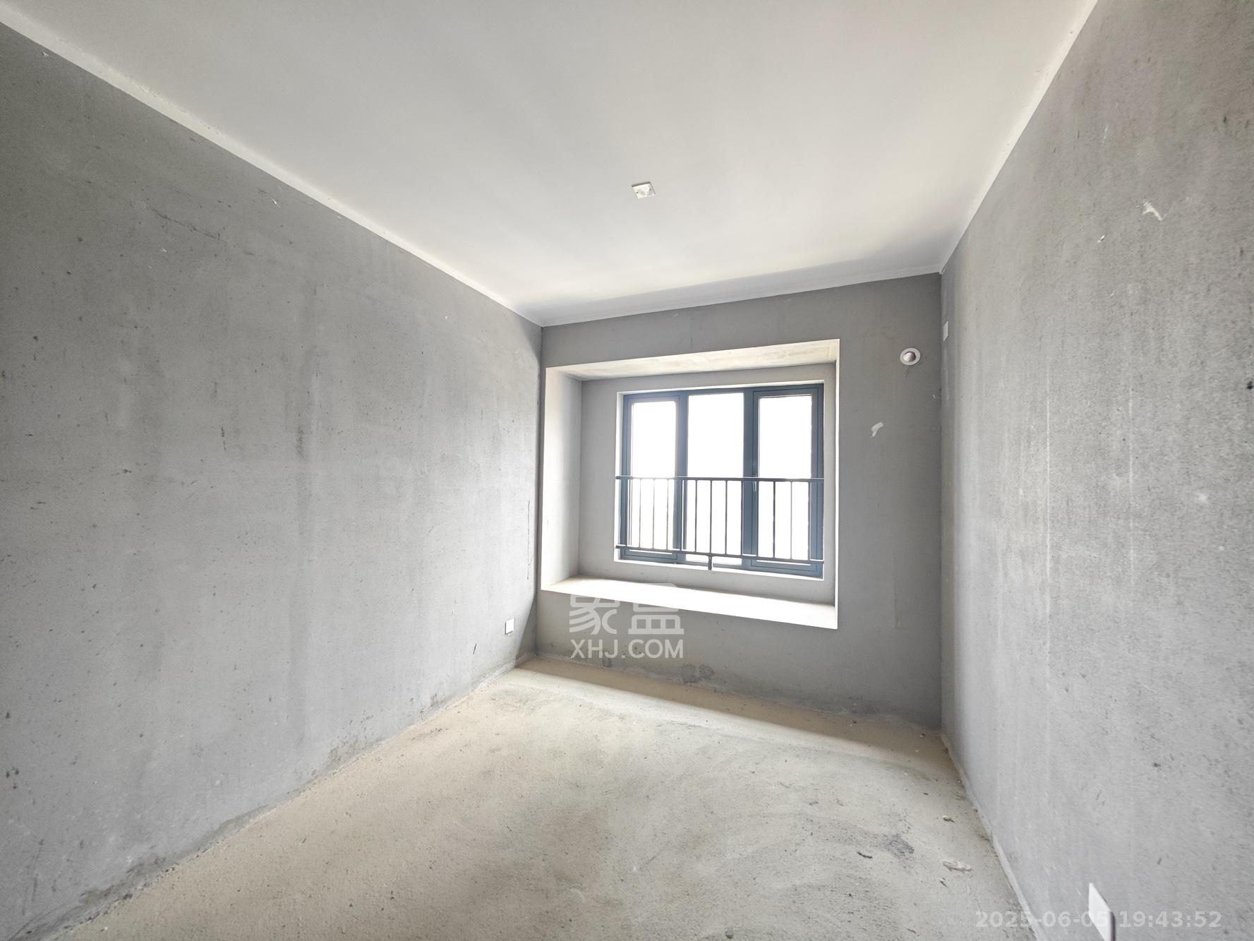 融创会展上东区  3室2厅1卫    65.0万 融创会展上东区  3室2厅1卫    65.0万卧室