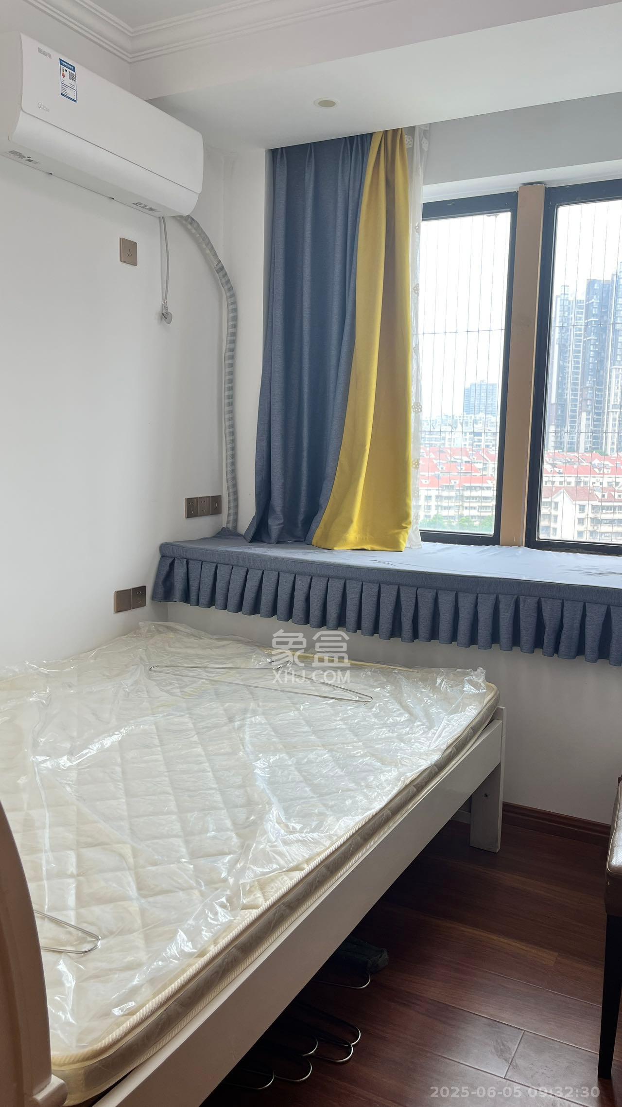 正旺国际铭城(正旺U公馆) 3室2厅1卫 3200.0元/月 正旺国际铭城(正旺U公馆) 3室2厅1卫 3200.0元/月室内图