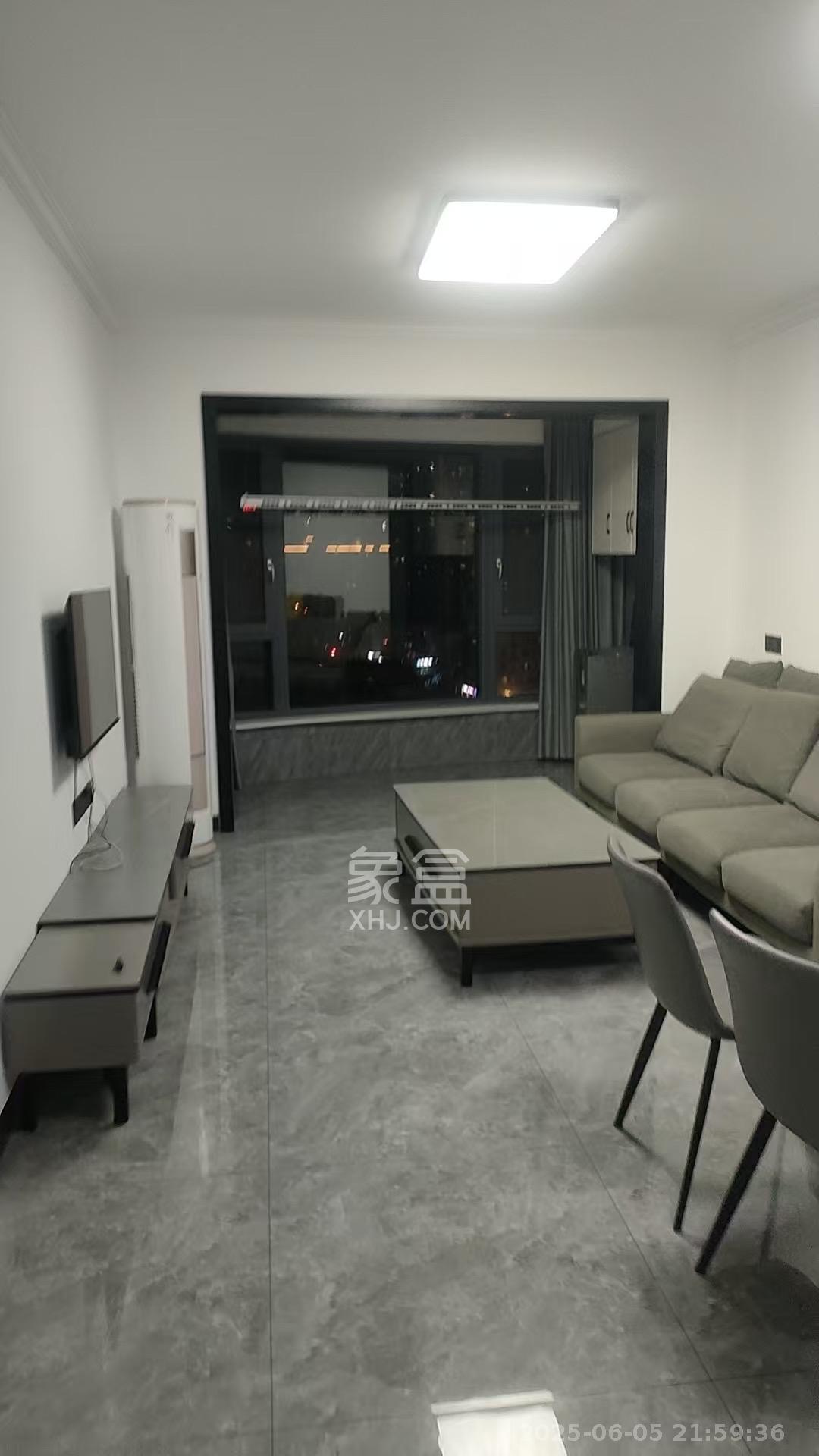 嘉雨兴园  2室1厅1卫    2800.0元/月 嘉雨兴园  2室1厅1卫    2800.0元/月室内图