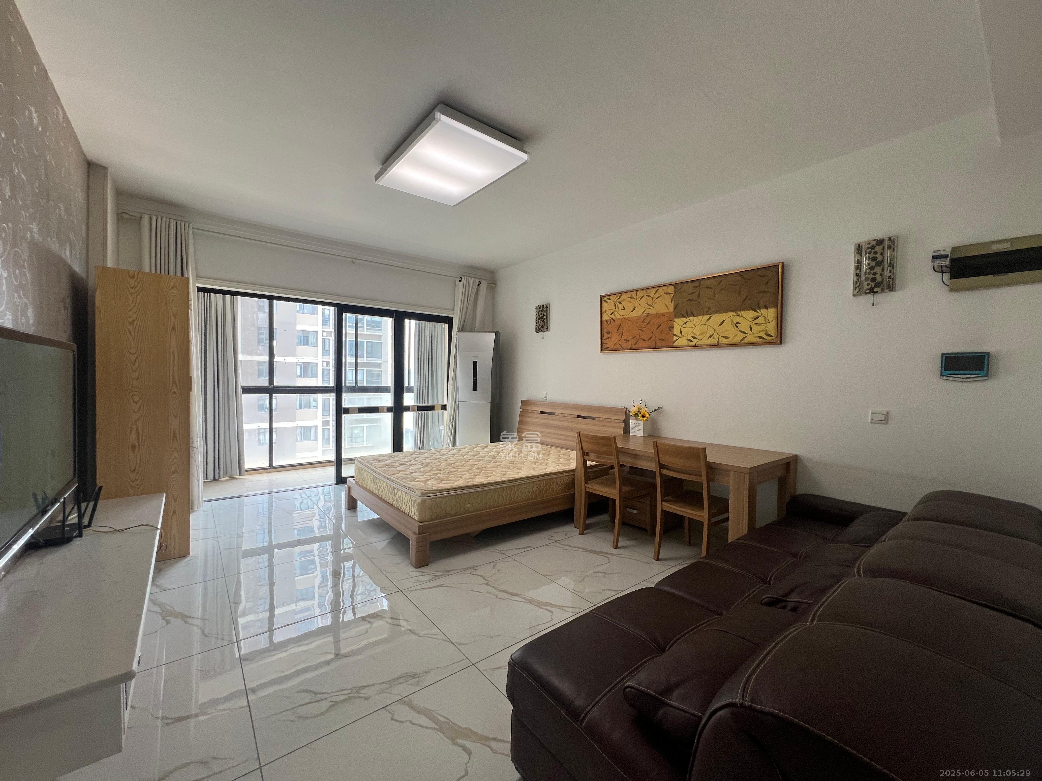 归心苑 3室2厅1卫 3500.0元/月 归心苑 3室2厅1卫 3500.0元/月室内图