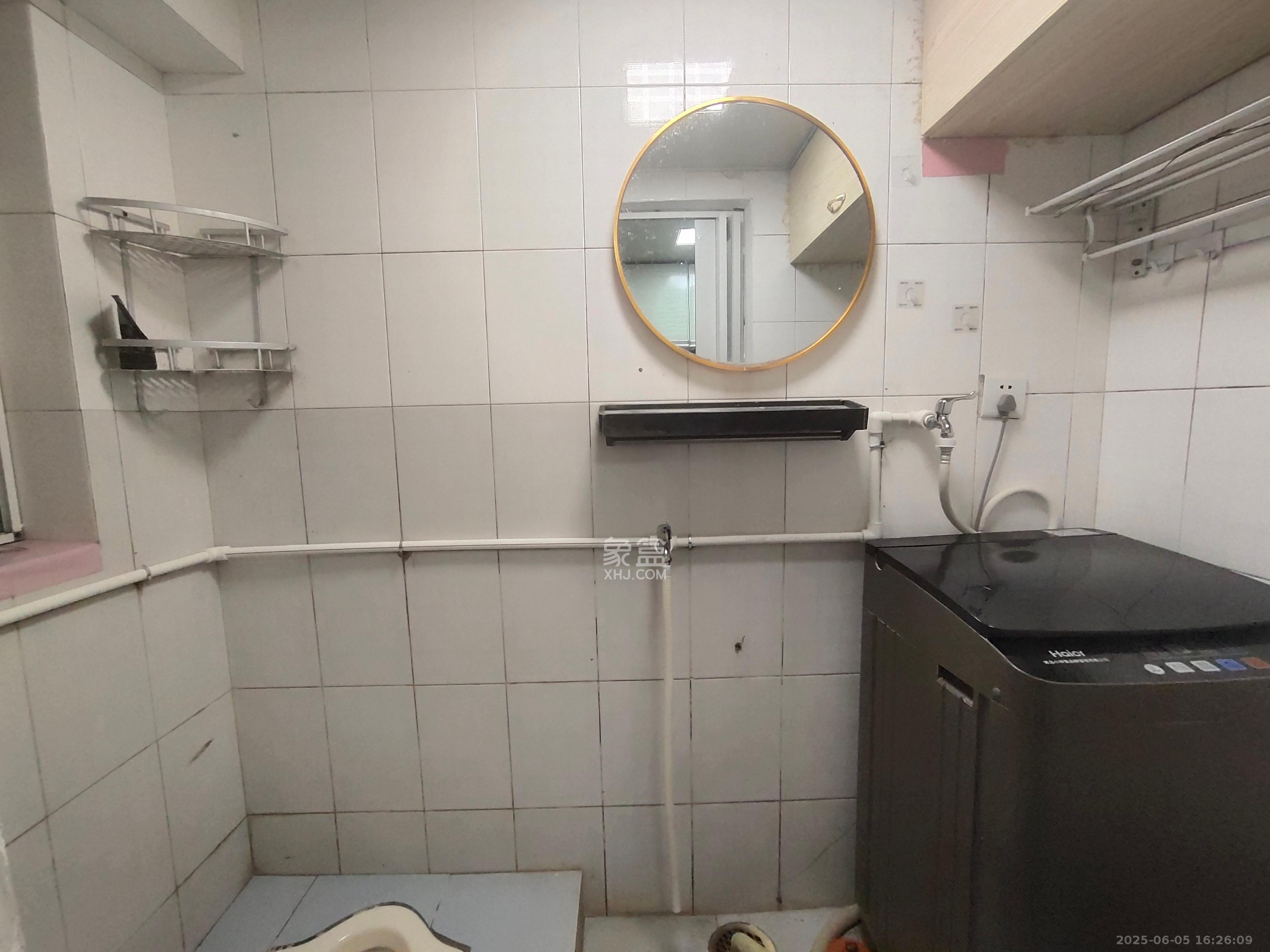 在水一方 1室1厅1卫 1300.0元/月 在水一方 1室1厅1卫 1300.0元/月室内图