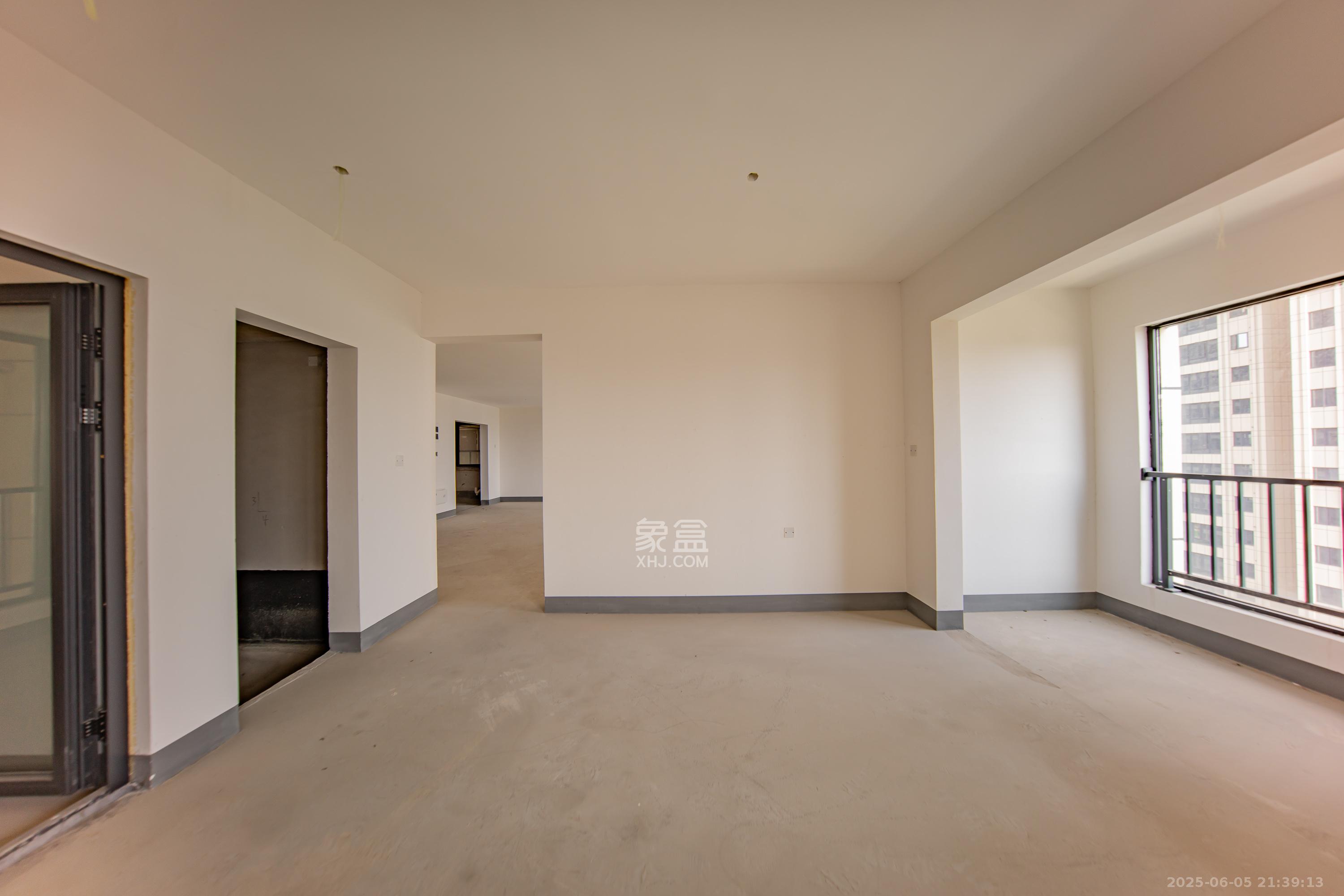 建投象山国际 5室2厅3卫 237.0万 建投象山国际 5室2厅3卫 237.0万卧室