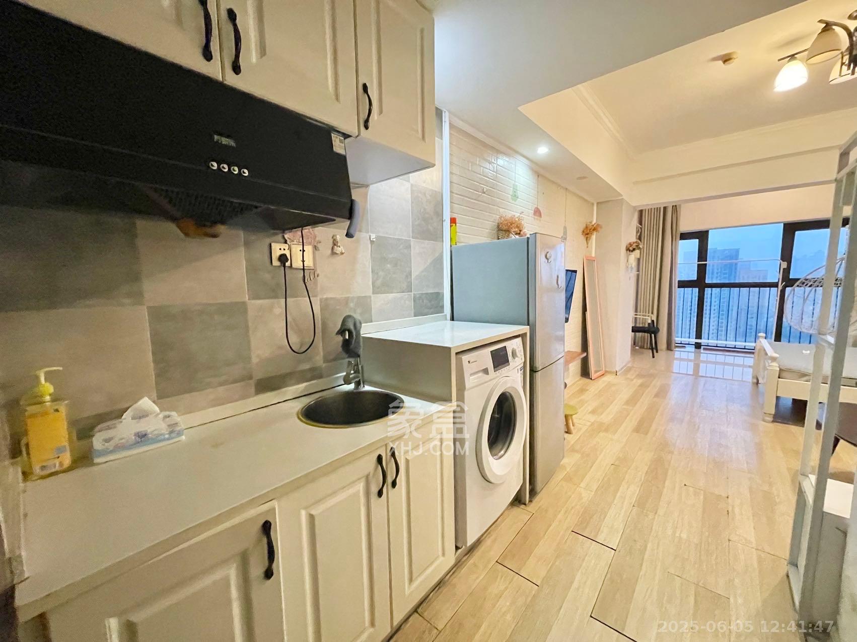 恒大金都(华瑞金都) 1室1厅1卫 1500.0元/月 恒大金都(华瑞金都) 1室1厅1卫 1500.0元/月室内图