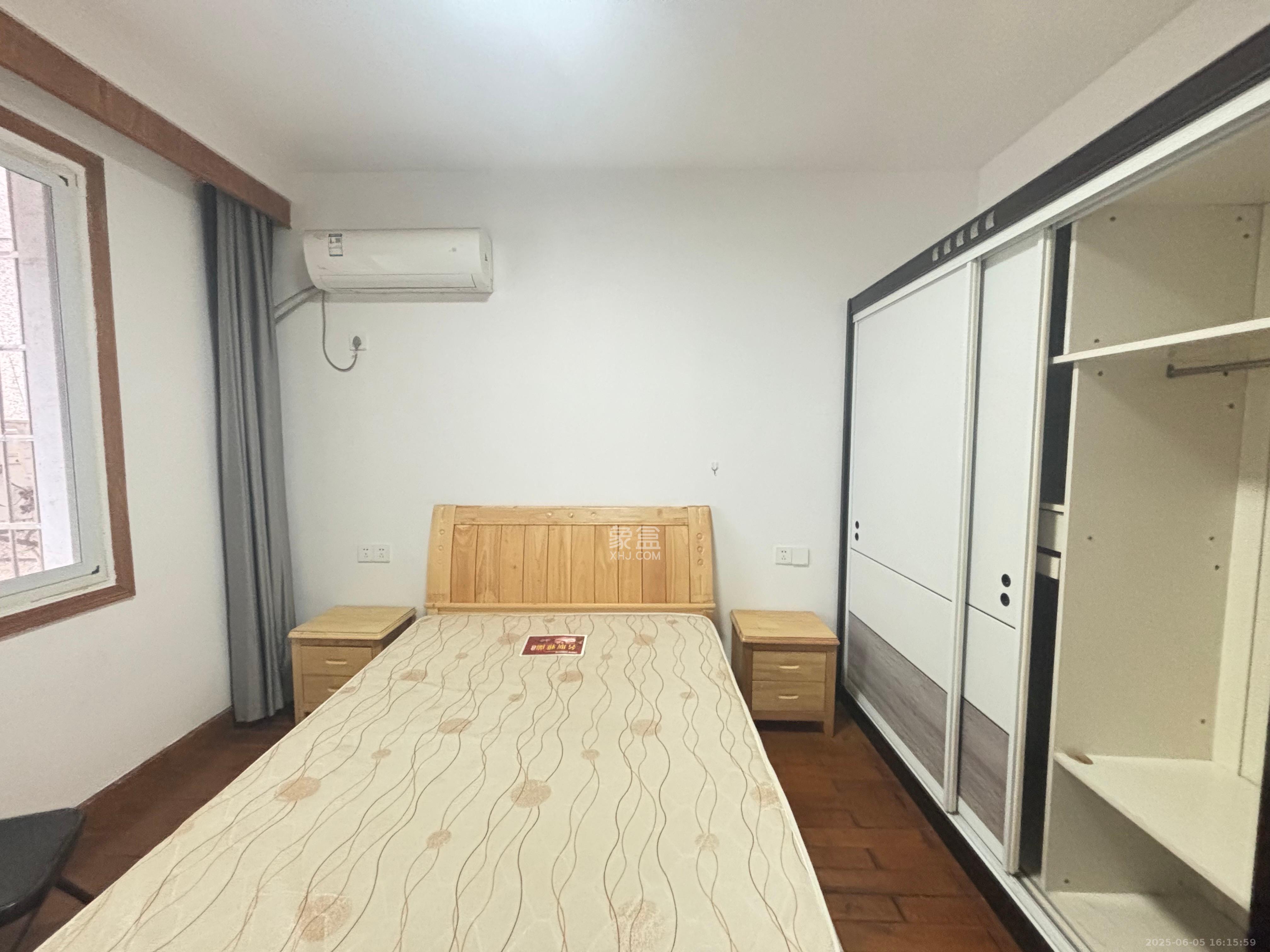 省木材公司宿舍(原欧园木材厂宿舍) 1室1厅1卫 1000.0元/月 省木材公司宿舍(原欧园木材厂宿舍) 1室1厅1卫 1000.0元/月室内图