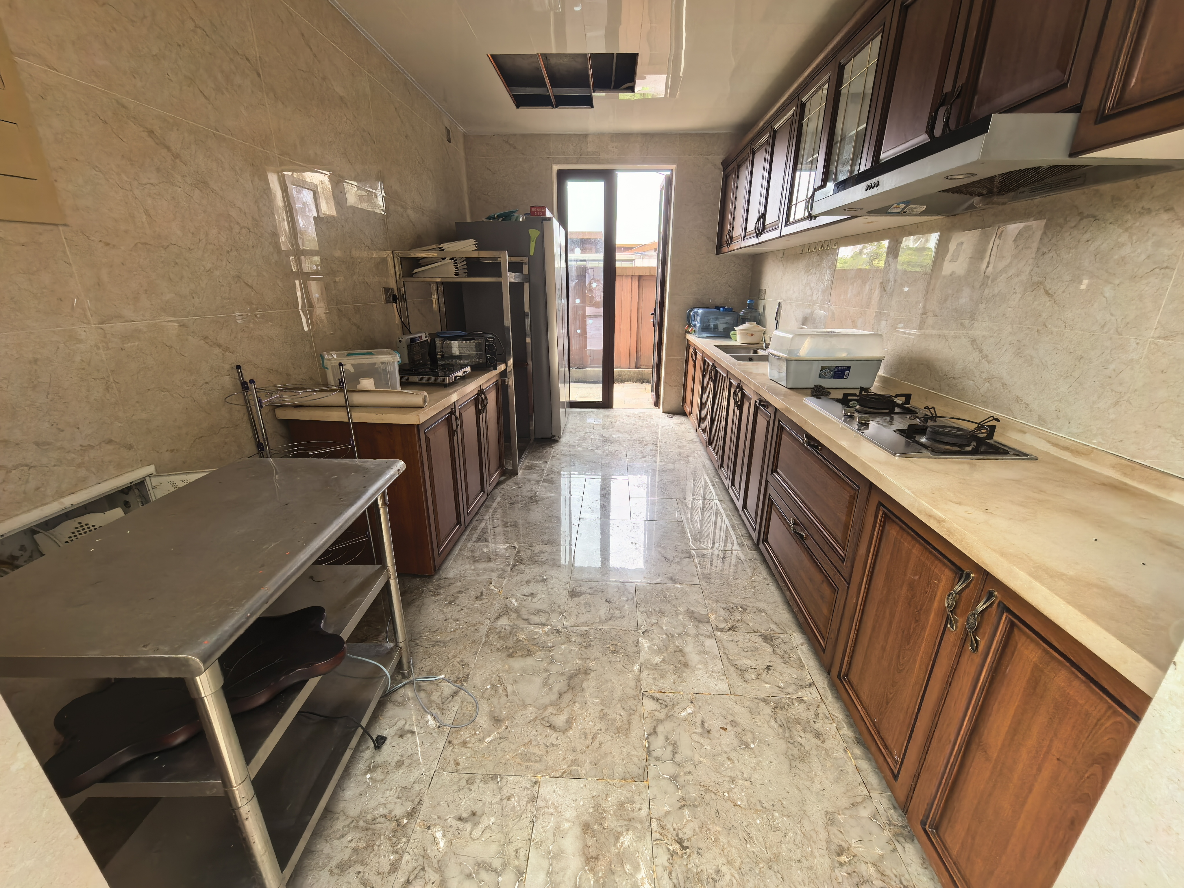 孔雀山沁源汇一期 3室2厅2卫 270.0万 孔雀山沁源汇一期 3室2厅2卫 270.0万客厅