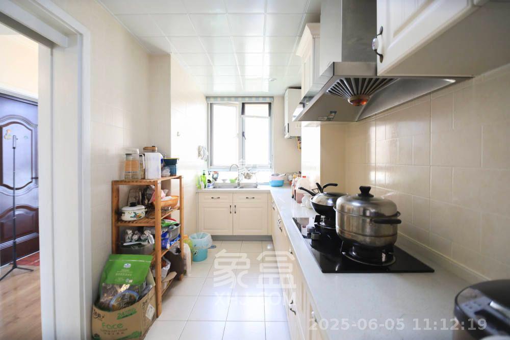 五矿万境水岸二期(五矿万境水岸和苑) 2室2厅2卫 3200.0元/月 五矿万境水岸二期(五矿万境水岸和苑) 2室2厅2卫 3200.0元/月室内图