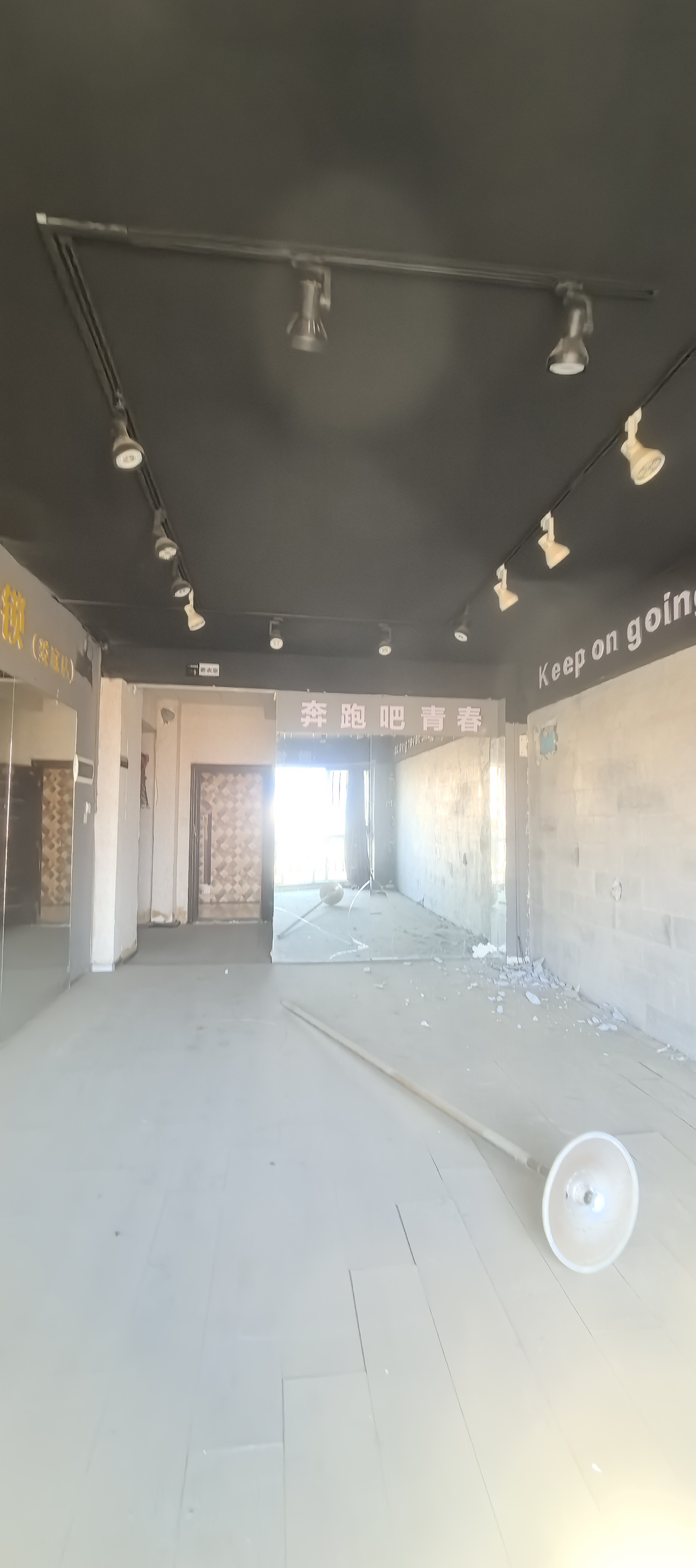 SOHO尚都 1室0厅0卫 800.0元/月 SOHO尚都 1室0厅0卫 800.0元/月室内图