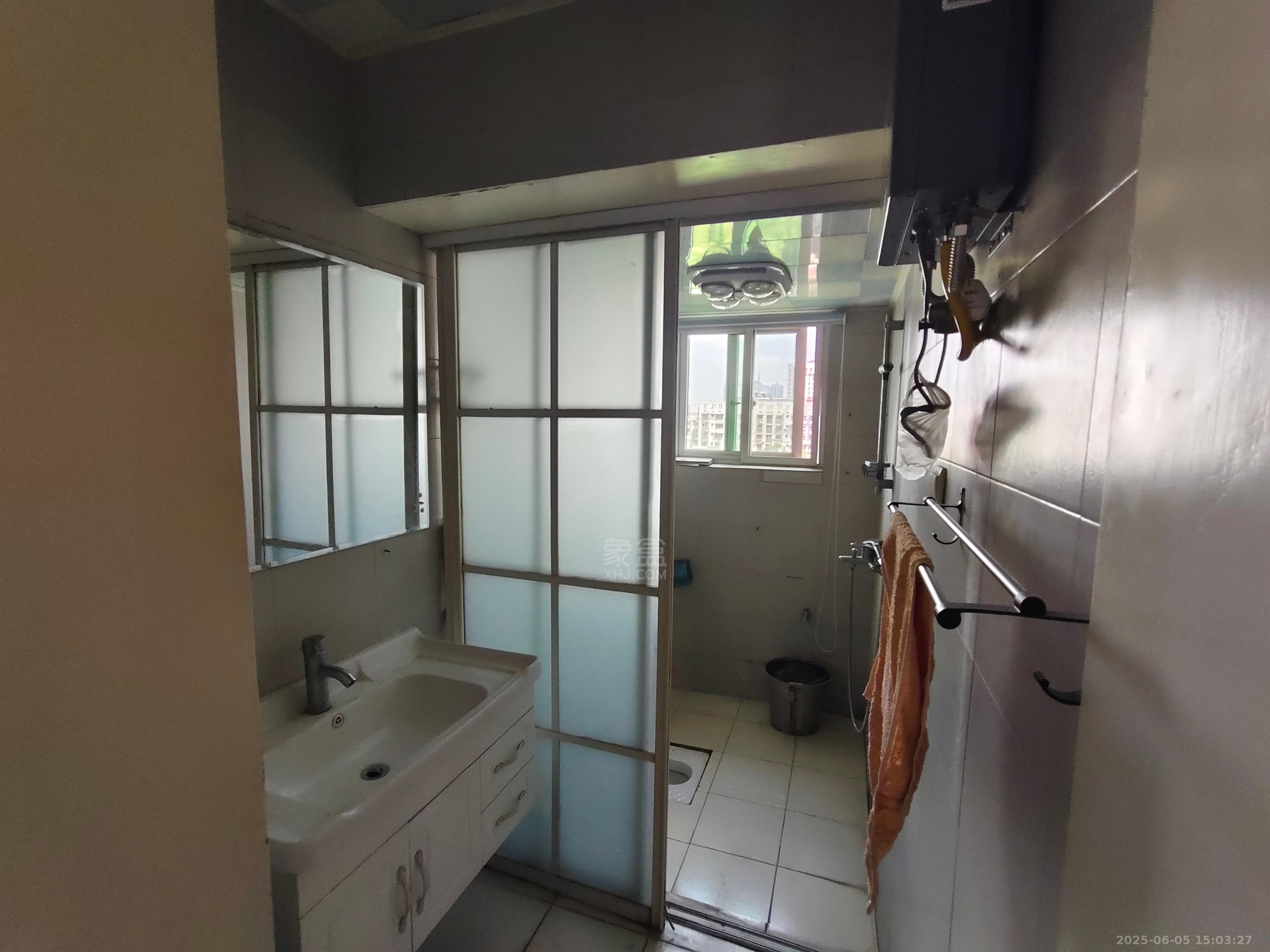 金碧华庭 1室0厅0卫 1200.0元/月 金碧华庭 1室0厅0卫 1200.0元/月室内图