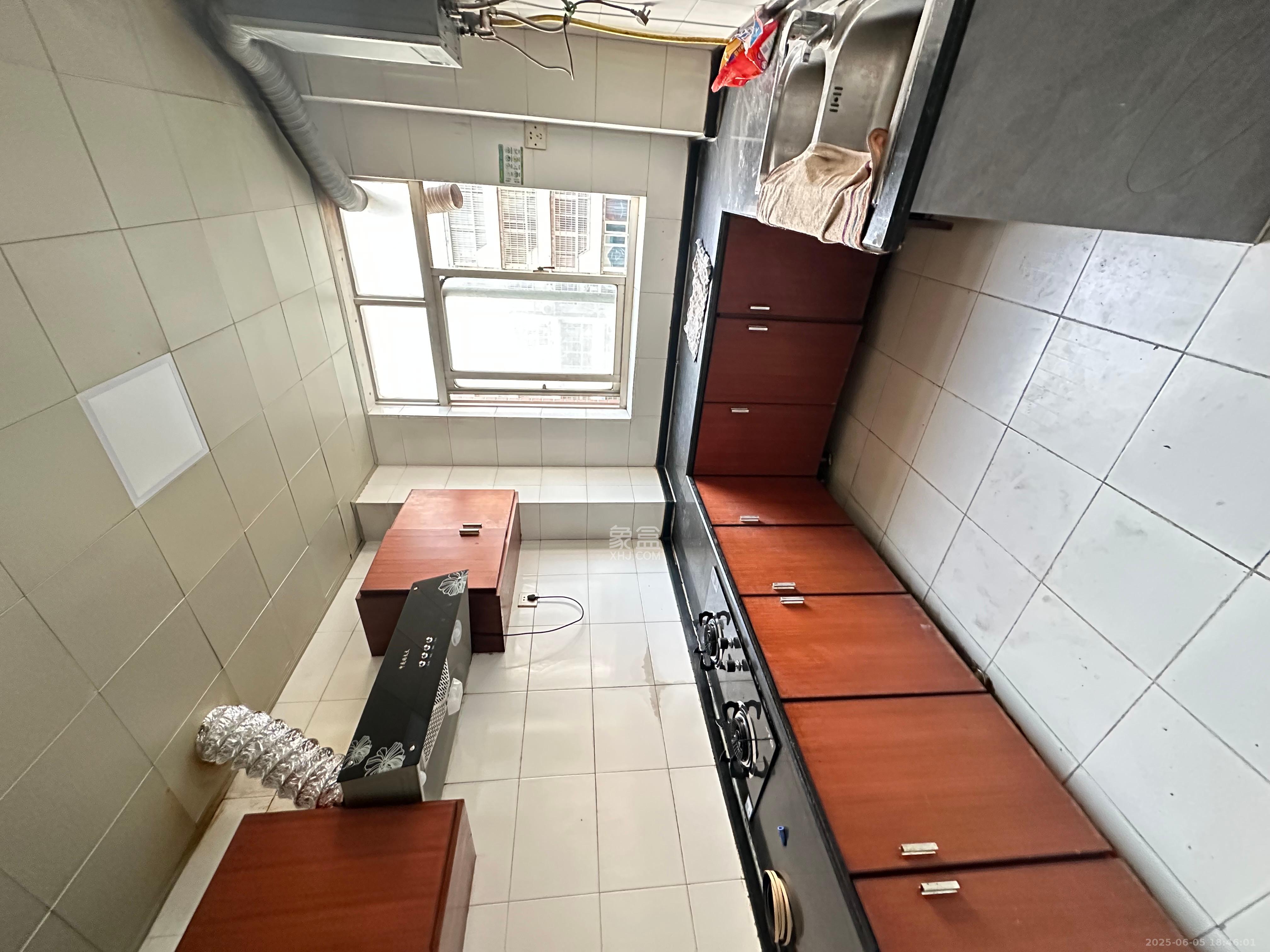 四季美景一、二期 1室1厅1卫 800.0元/月 四季美景一、二期 1室1厅1卫 800.0元/月室内图