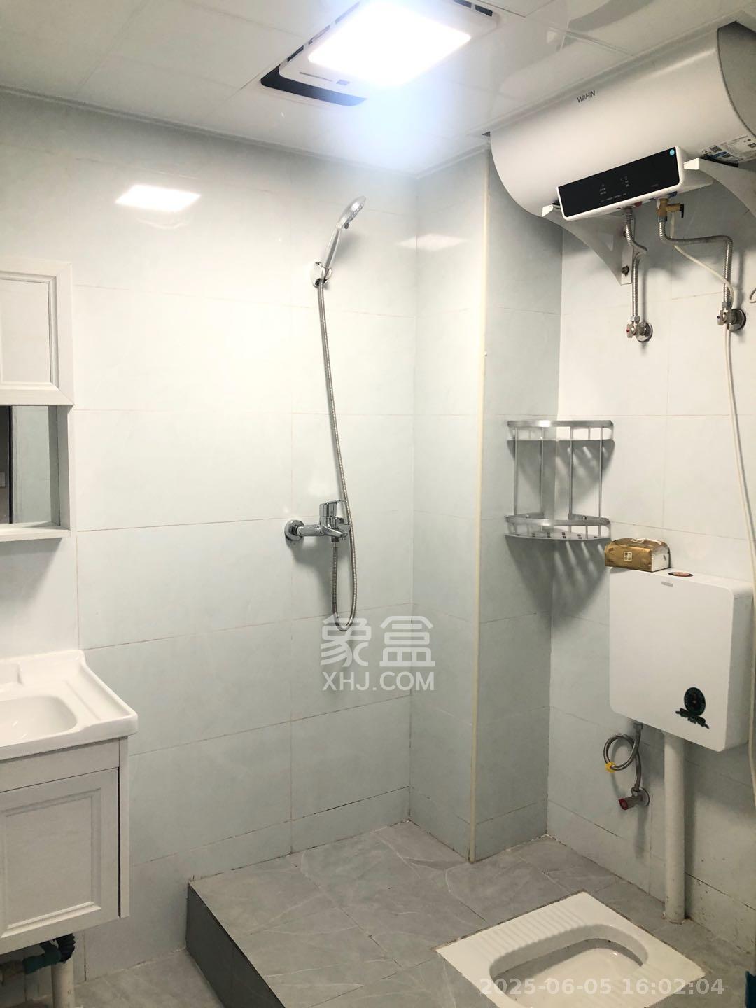 欣隆居  1室1厅1卫   1700.00元/月室内图
