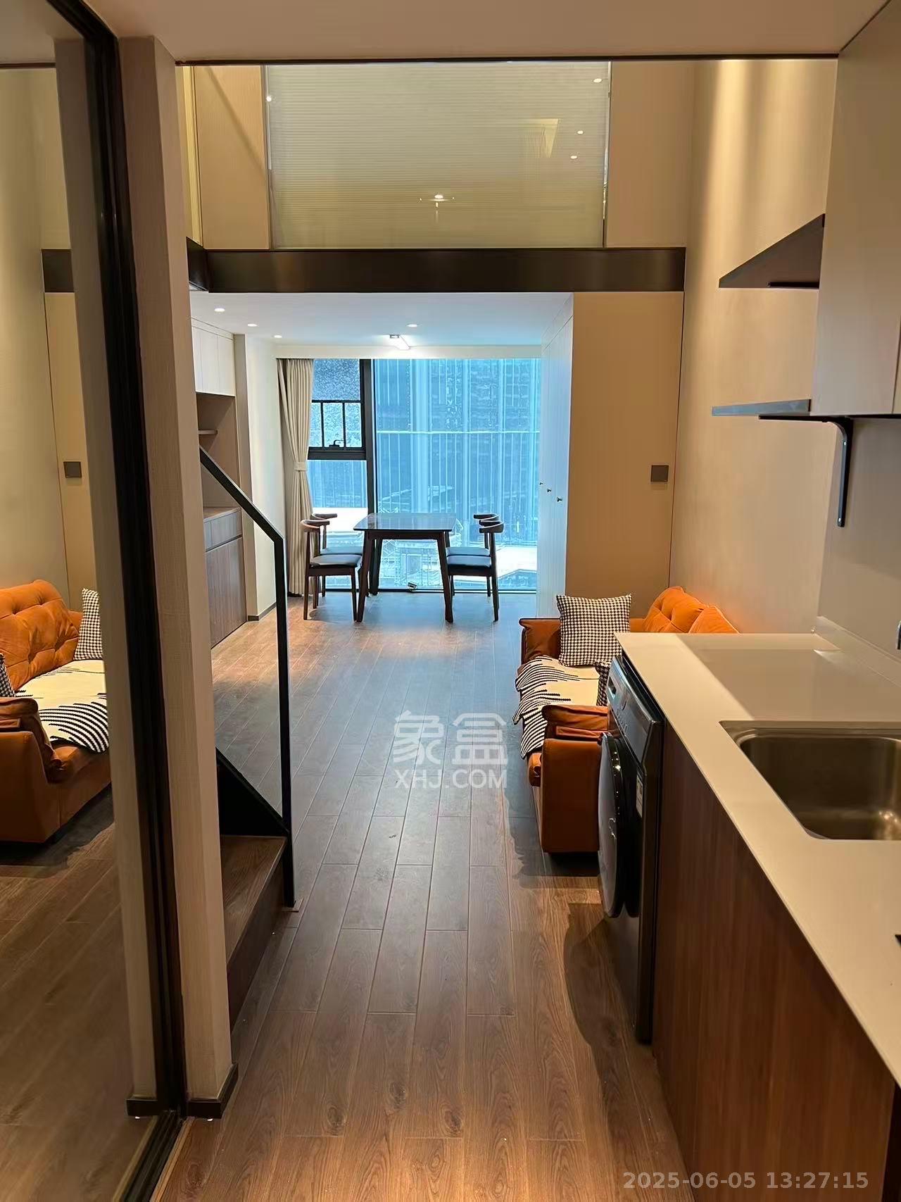 达美寰宇中心 2室1厅1卫 3200.0元/月 达美寰宇中心 2室1厅1卫 3200.0元/月室内图