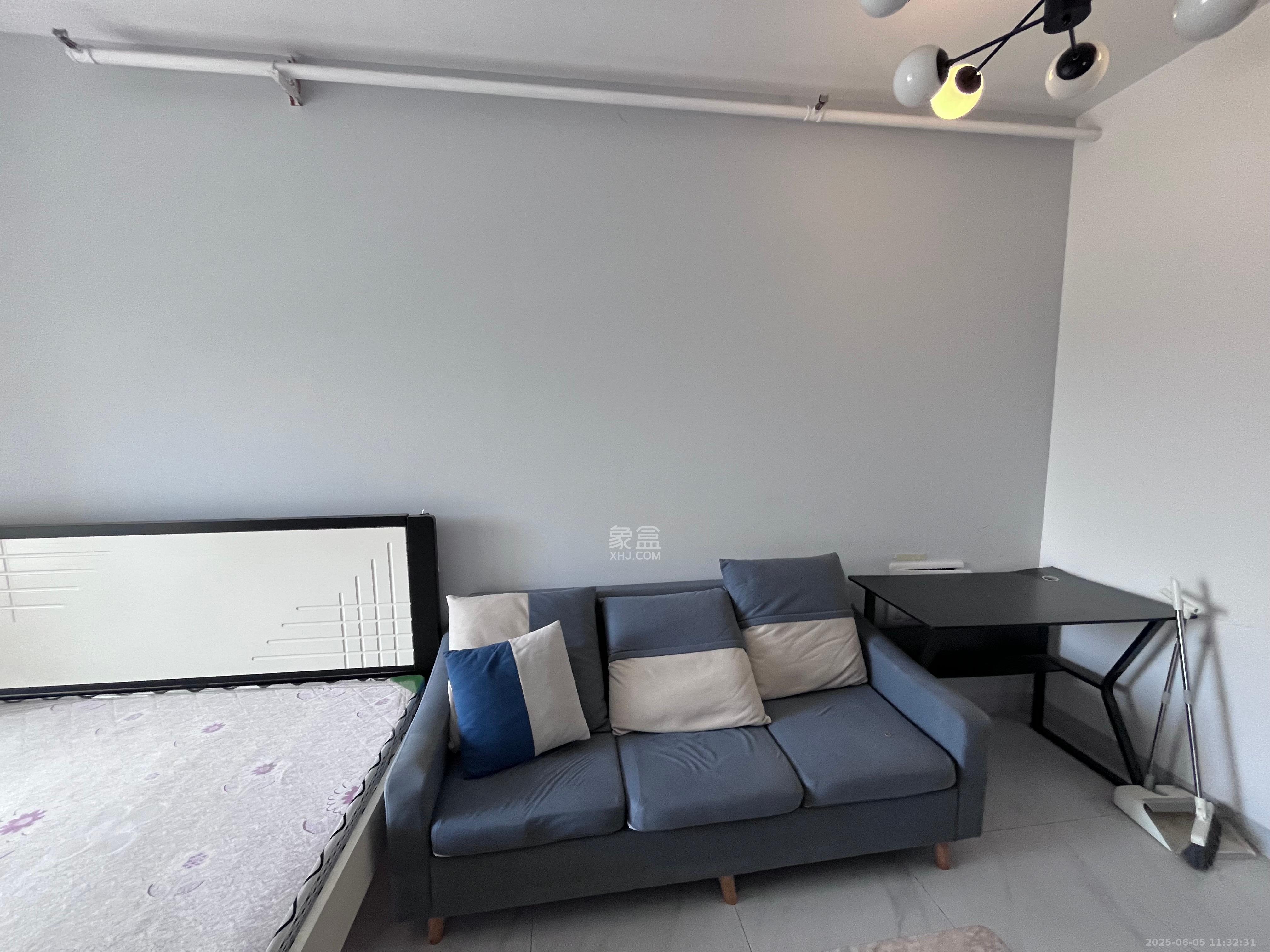 金地铂悦  1室1厅1卫    1100.0元/月室内图