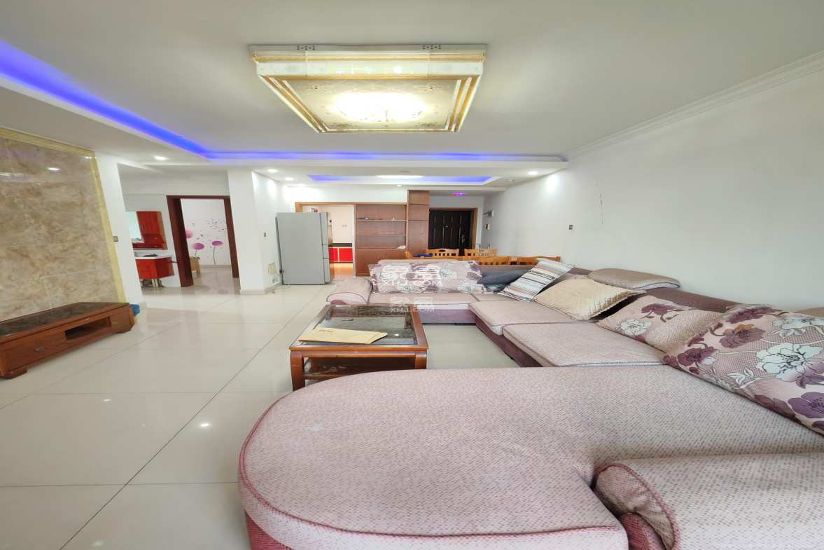 雨花公馆(紫苔名苑) 3室2厅1卫 2700.0元/月 雨花公馆(紫苔名苑) 3室2厅1卫 2700.0元/月室内图