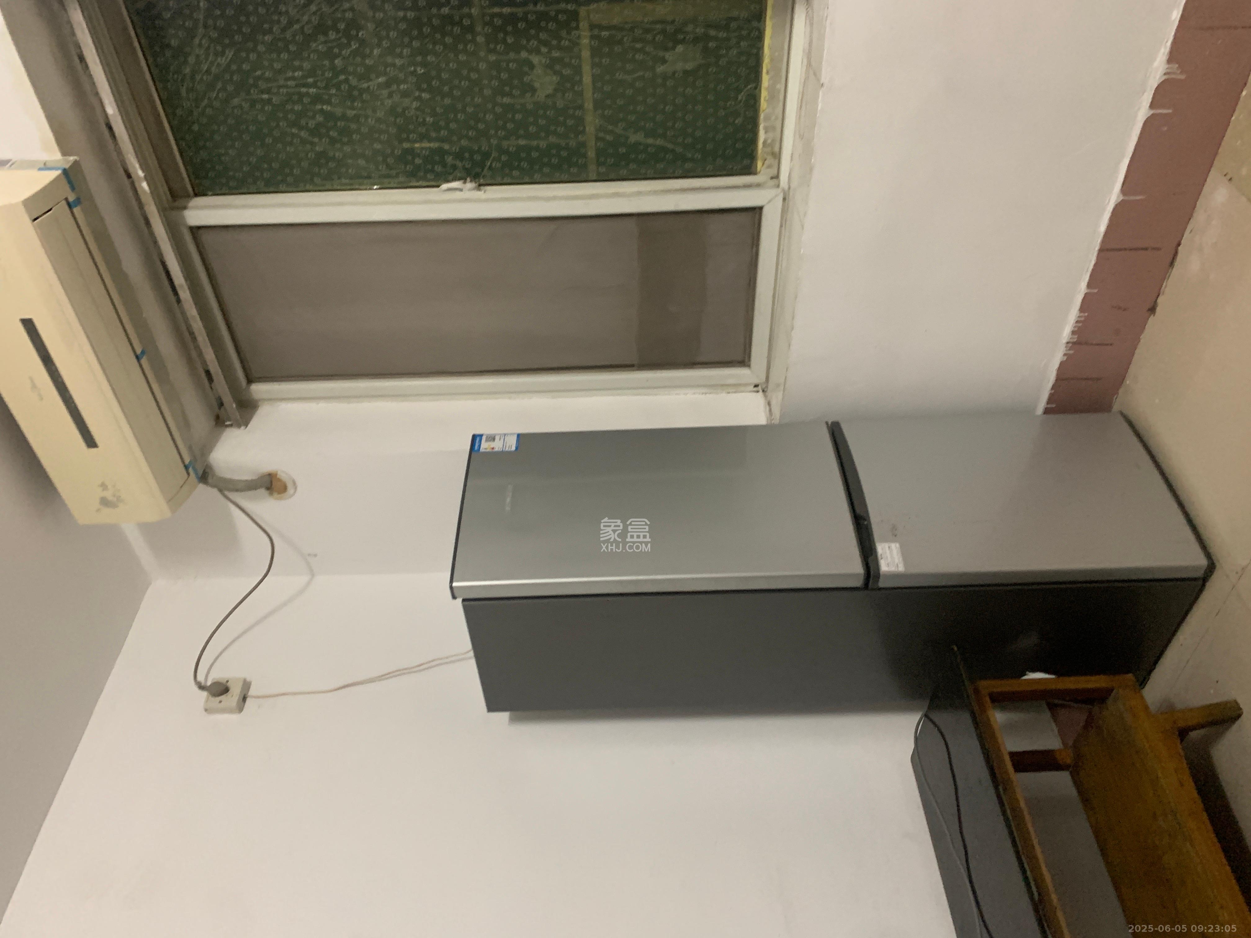 红花坡社区 2室1厅1卫 1200.0元/月 红花坡社区 2室1厅1卫 1200.0元/月室内图