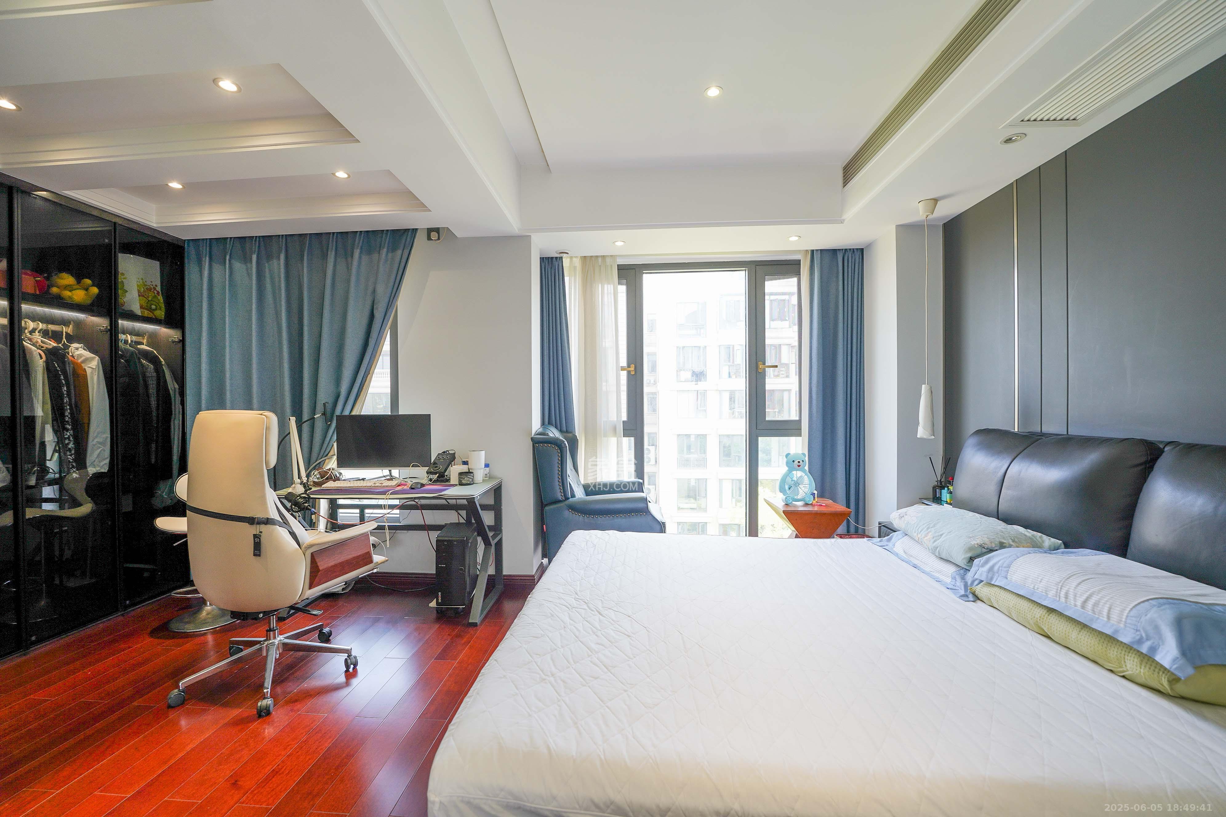 五矿万境蓝山 3室2厅2卫 182.0万 五矿万境蓝山 3室2厅2卫 182.0万卧室