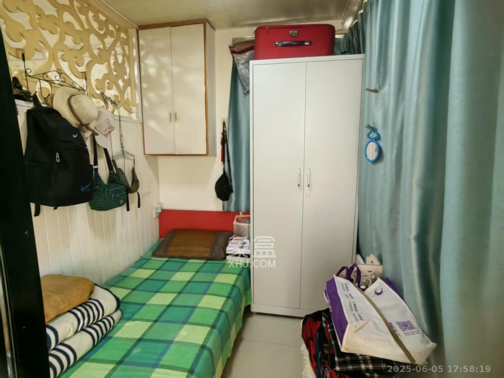 鑫天山城明珠  2室1厅1卫    1000.0元/月 鑫天山城明珠  2室1厅1卫    1000.0元/月室内图