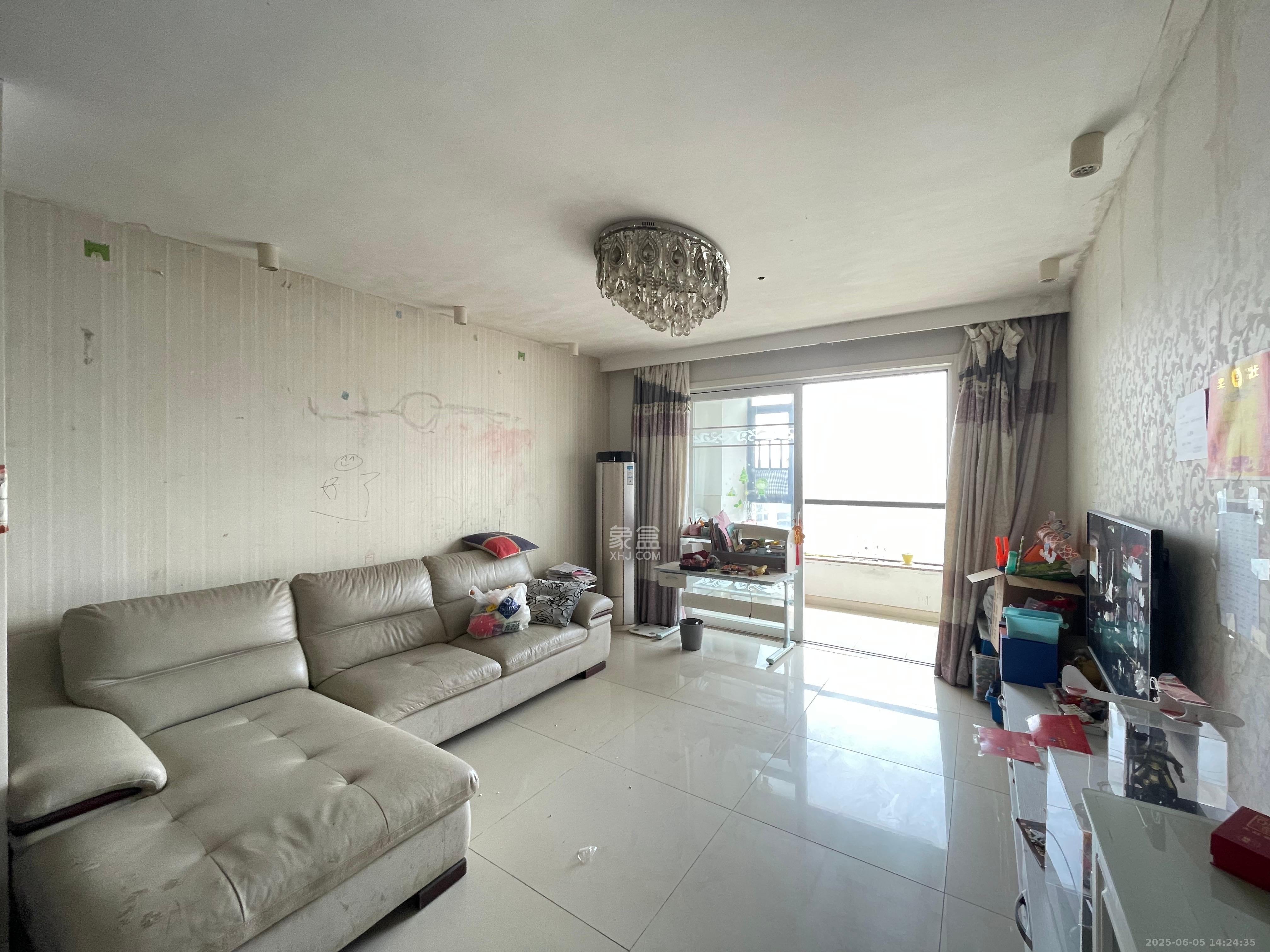 保利麓谷林语E区  1室2厅2卫    2600.0元/月室内图