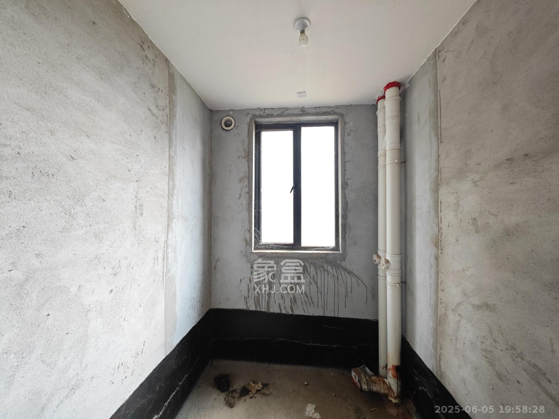 长房半岛蓝湾(观山月)  3室2厅2卫    82.0万 长房半岛蓝湾(观山月)  3室2厅2卫    82.0万其他