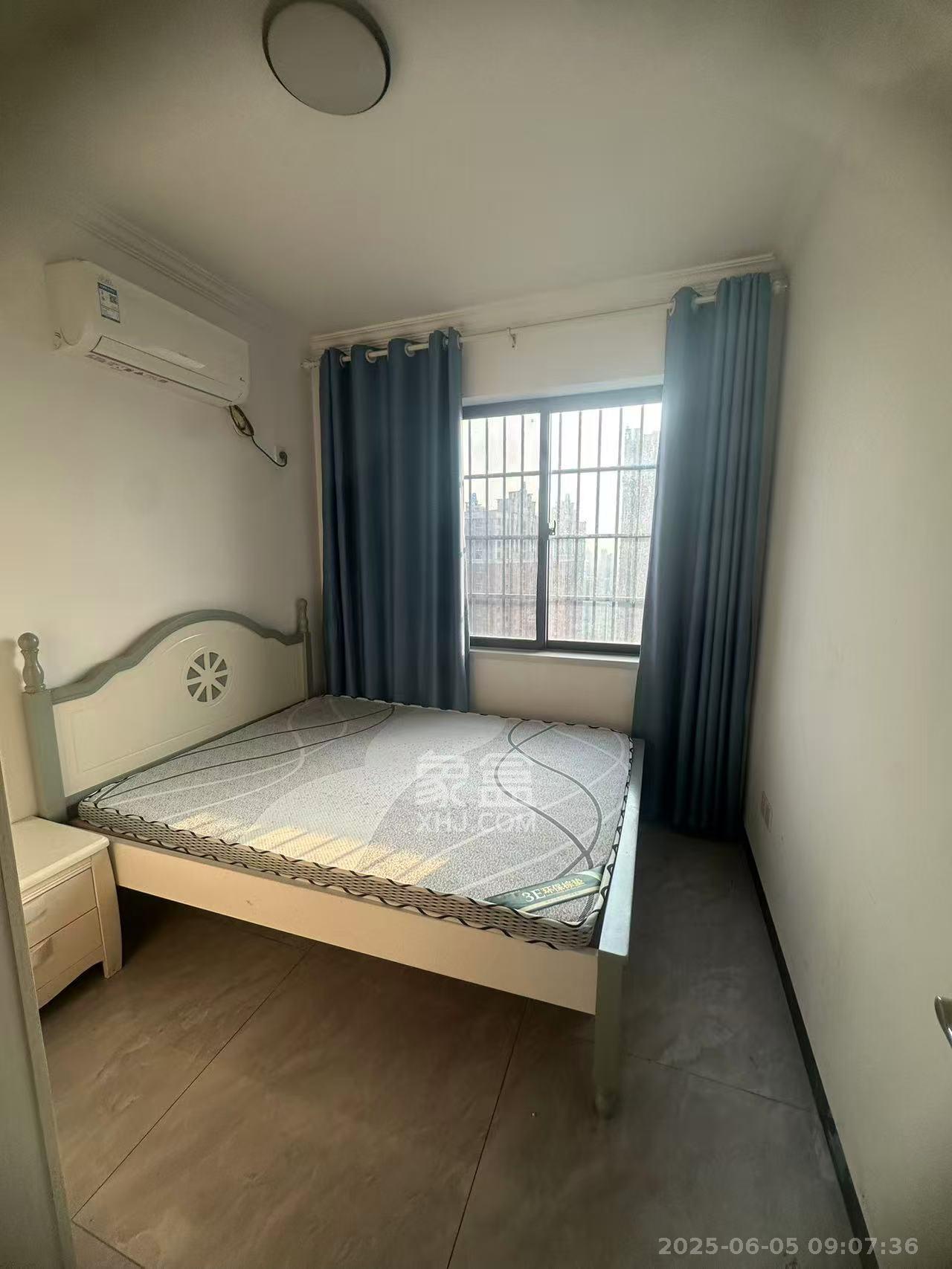 辉宏橄榄城  3室2厅2卫    2500.0元/月 辉宏橄榄城  3室2厅2卫    2500.0元/月室内图