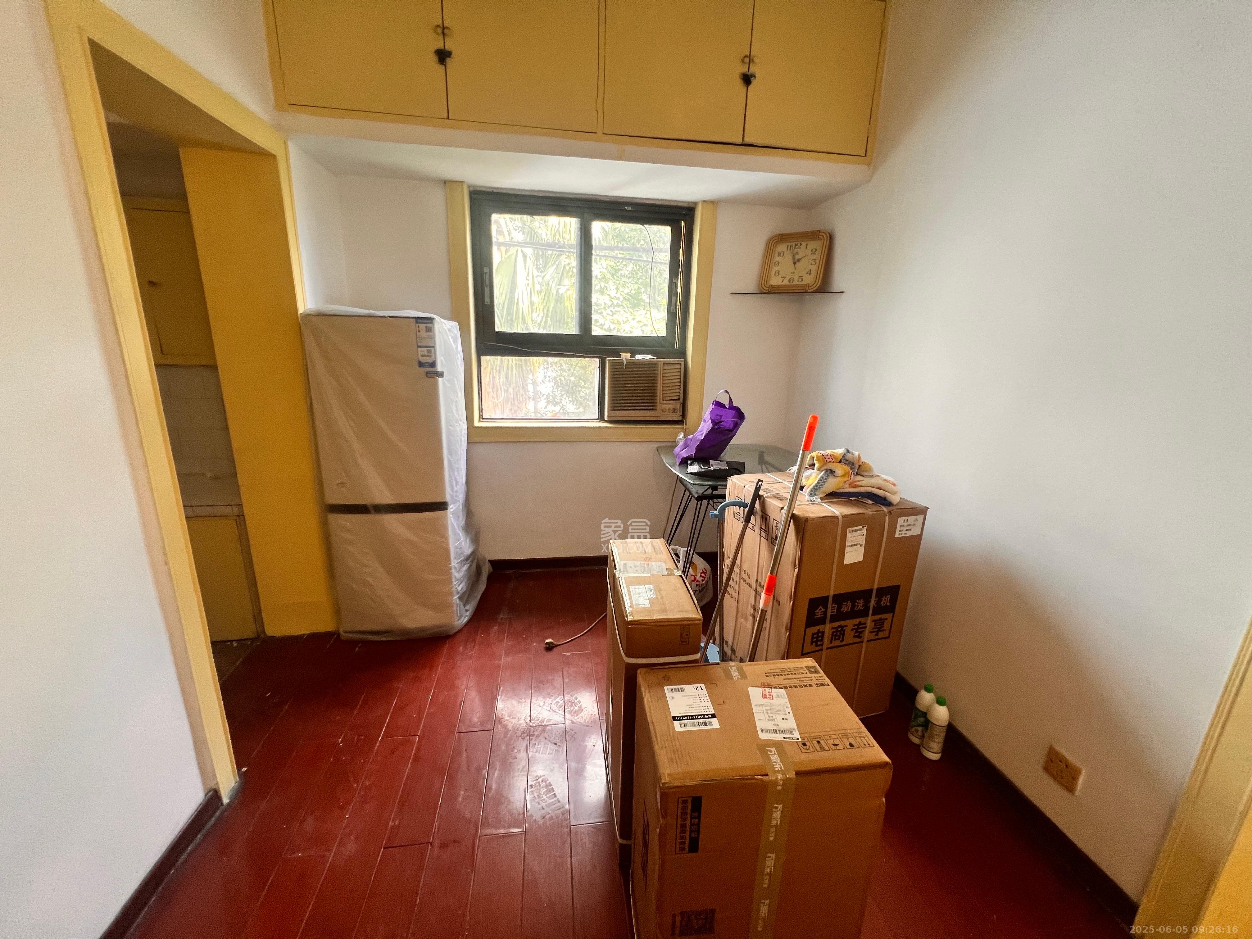 长勘小区 2室1厅1卫 1900.0元/月 长勘小区 2室1厅1卫 1900.0元/月室内图