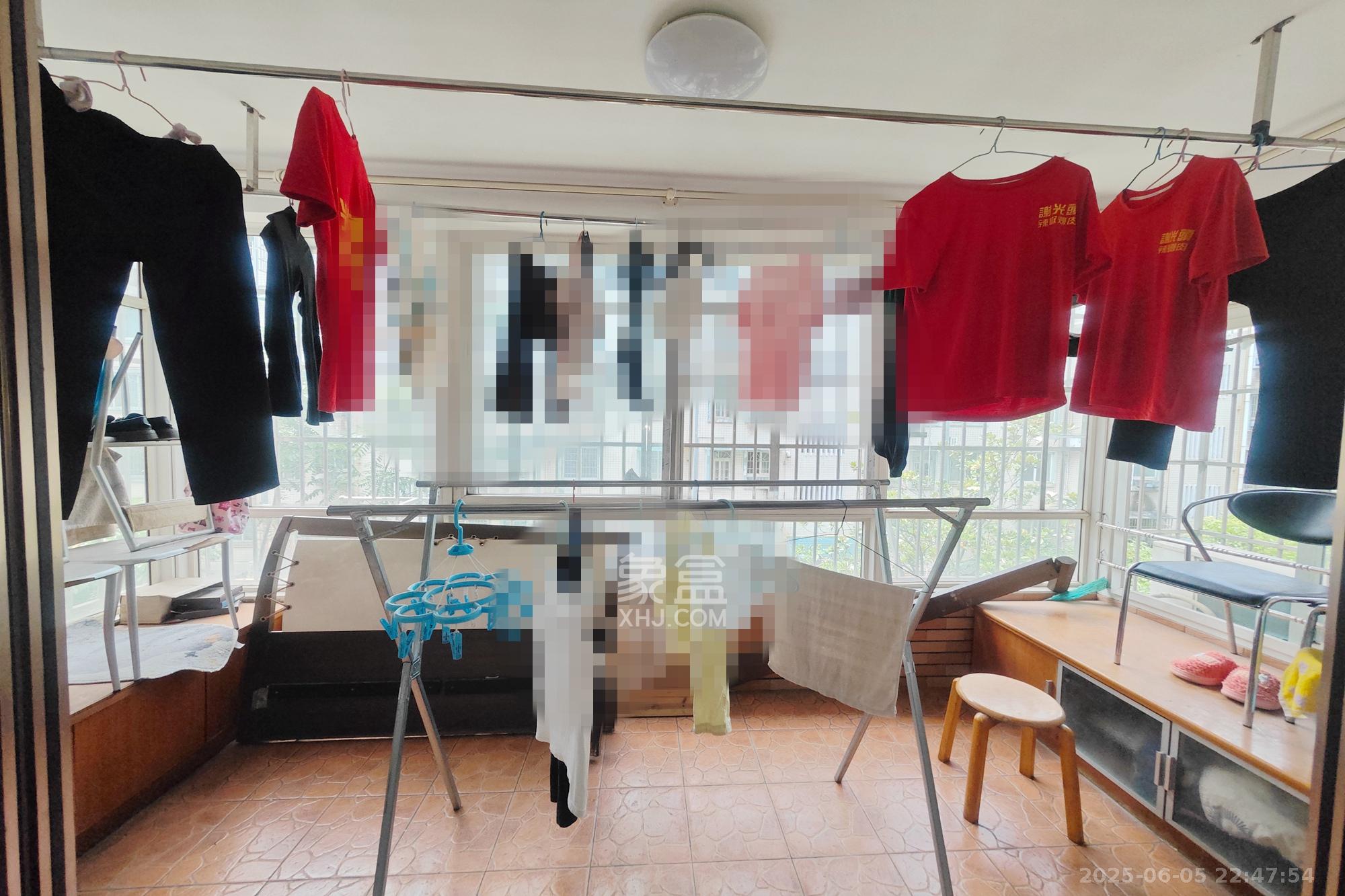 怡景民居 3室2厅1卫 78.0万 怡景民居 3室2厅1卫 78.0万阳台