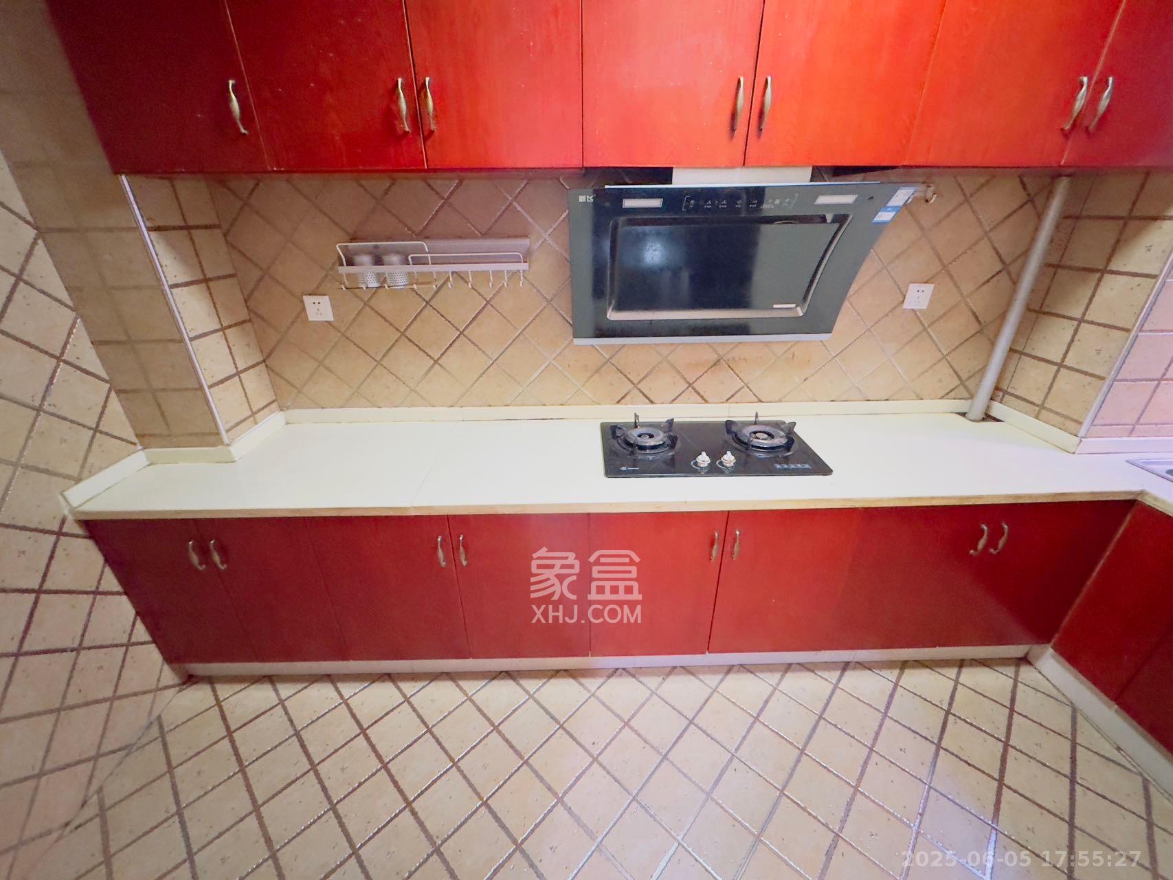 保利麓谷林语B区 3室2厅1卫 2600.0元/月 保利麓谷林语B区 3室2厅1卫 2600.0元/月室内图