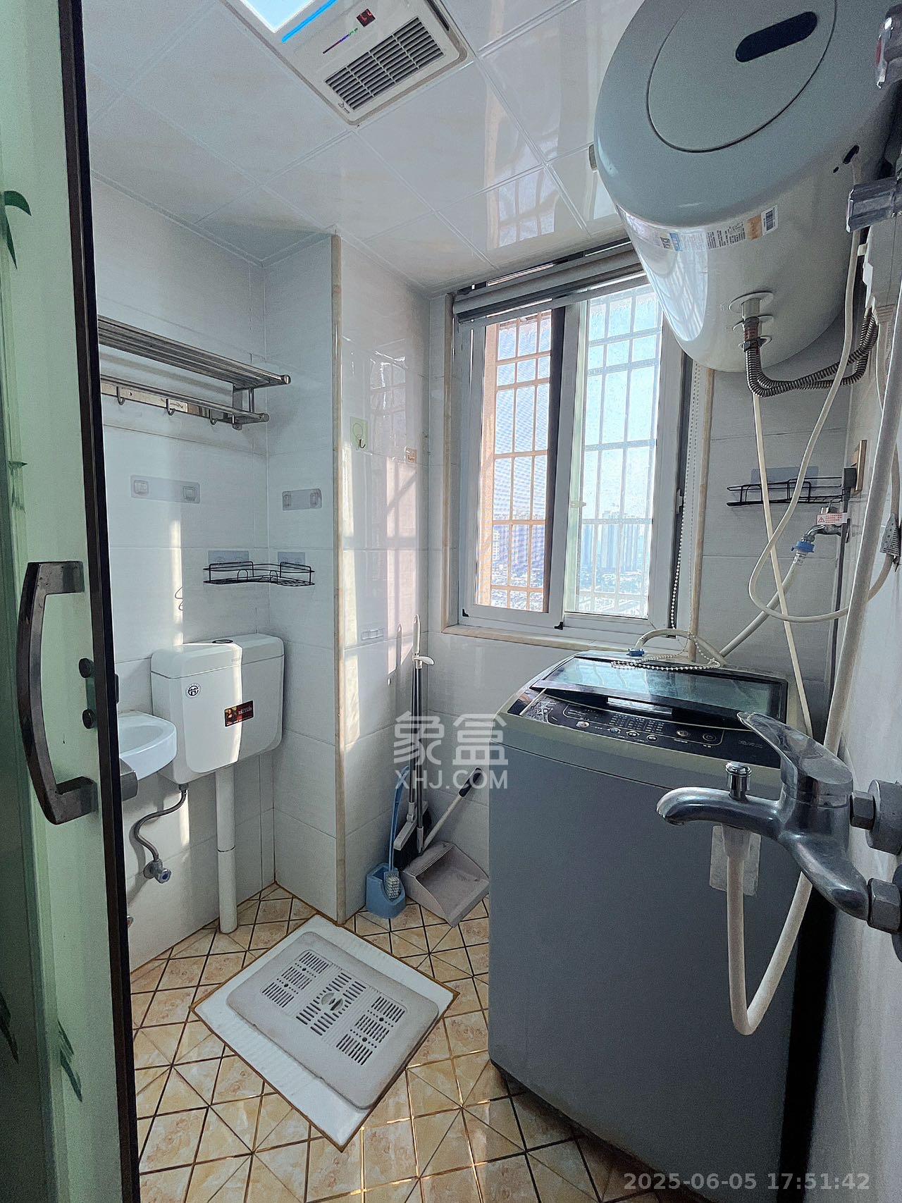 和康园小区  1室0厅1卫   800.00元/月室内图