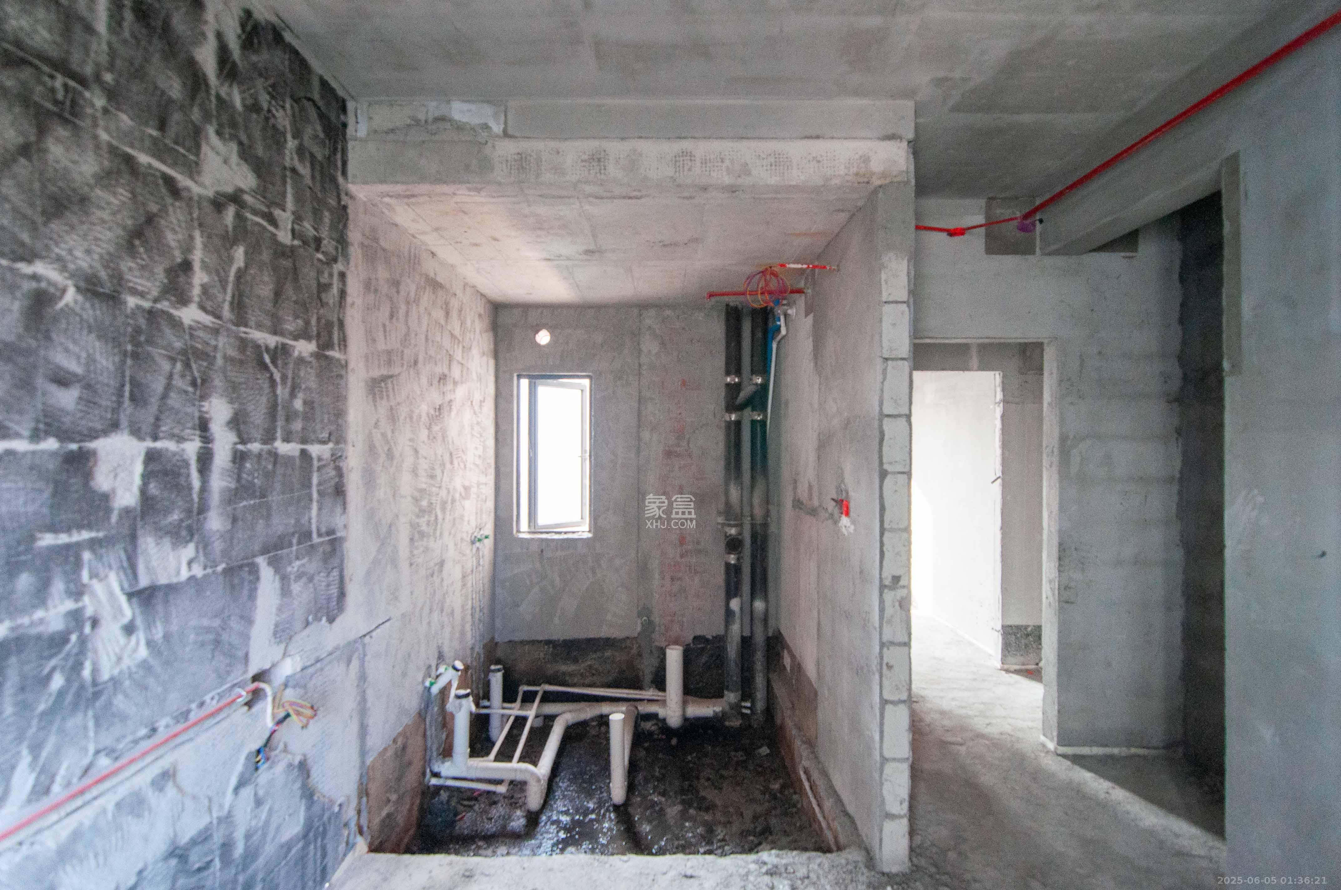 中建梅溪湖中心  4室2厅2卫   209.00万其他