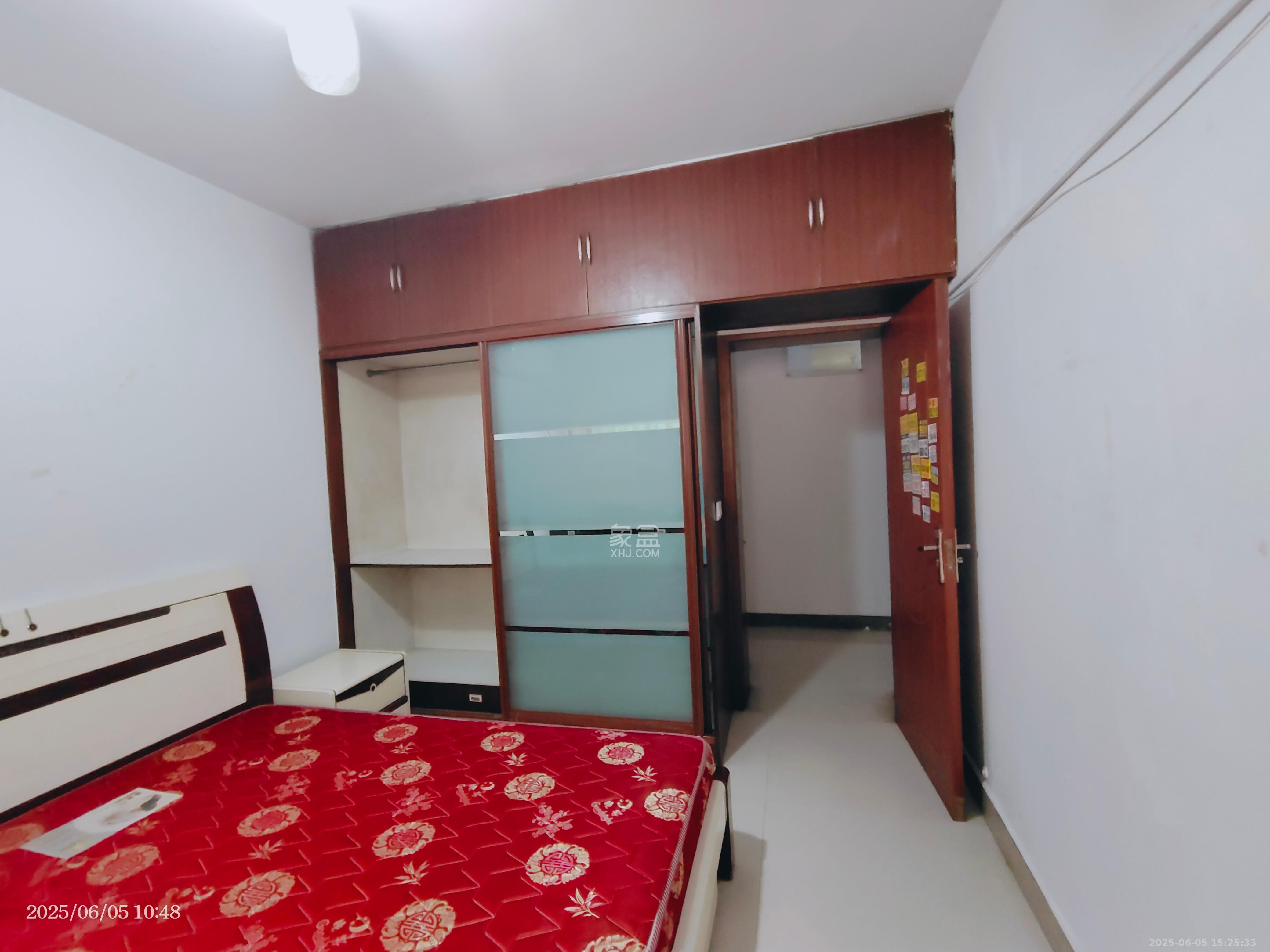 黄泥岭社区 1室2厅1卫 800.0元/月 黄泥岭社区 1室2厅1卫 800.0元/月室内图