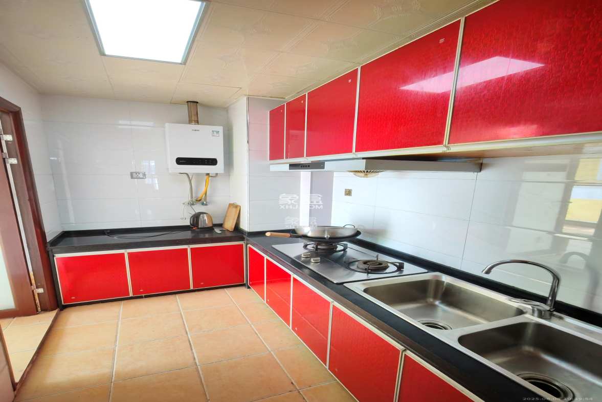 雨花公馆(紫苔名苑) 3室2厅1卫 2700.0元/月 雨花公馆(紫苔名苑) 3室2厅1卫 2700.0元/月室内图