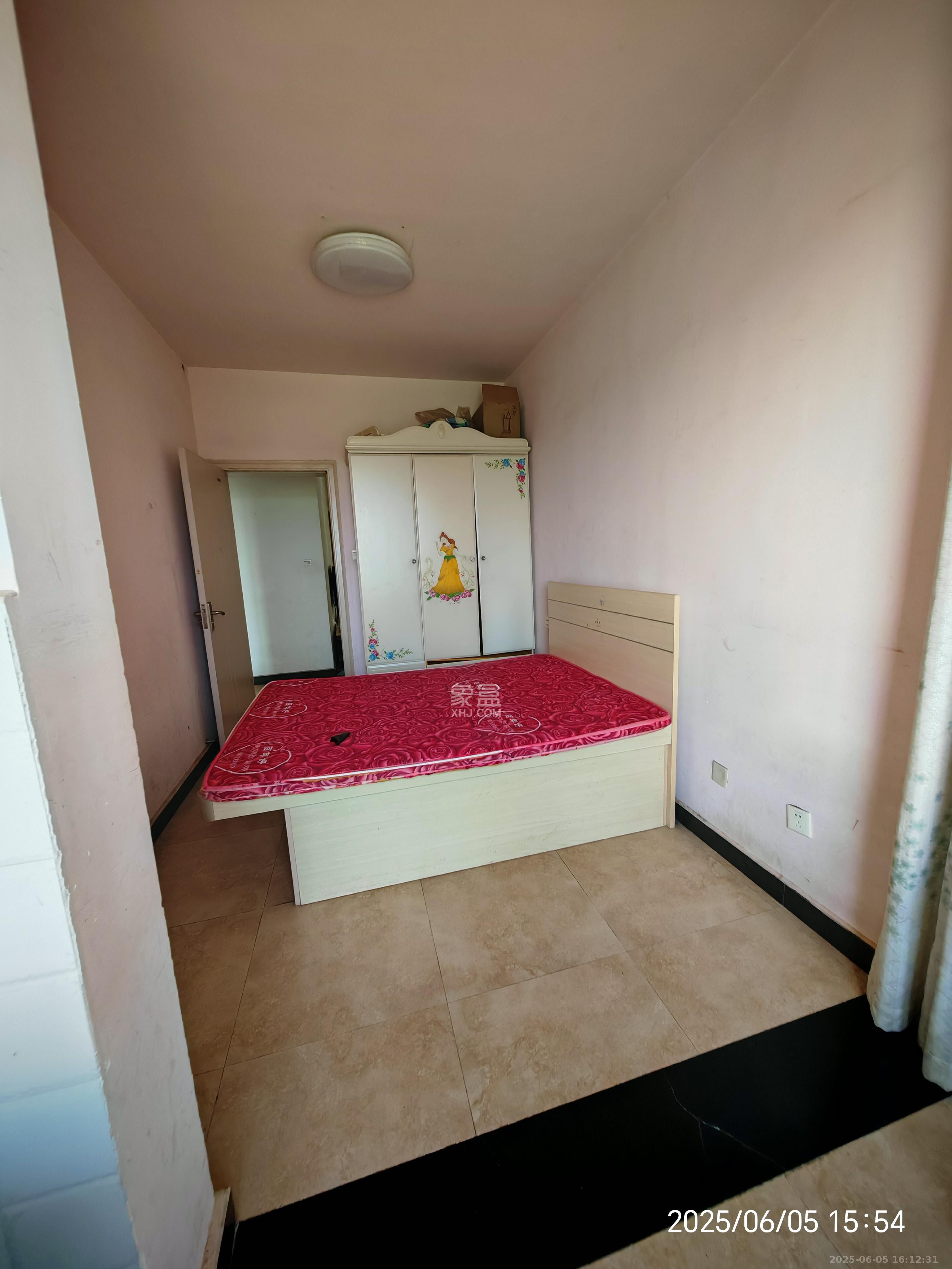 怡海星城 2室2厅1卫 1400.0元/月 怡海星城 2室2厅1卫 1400.0元/月室内图